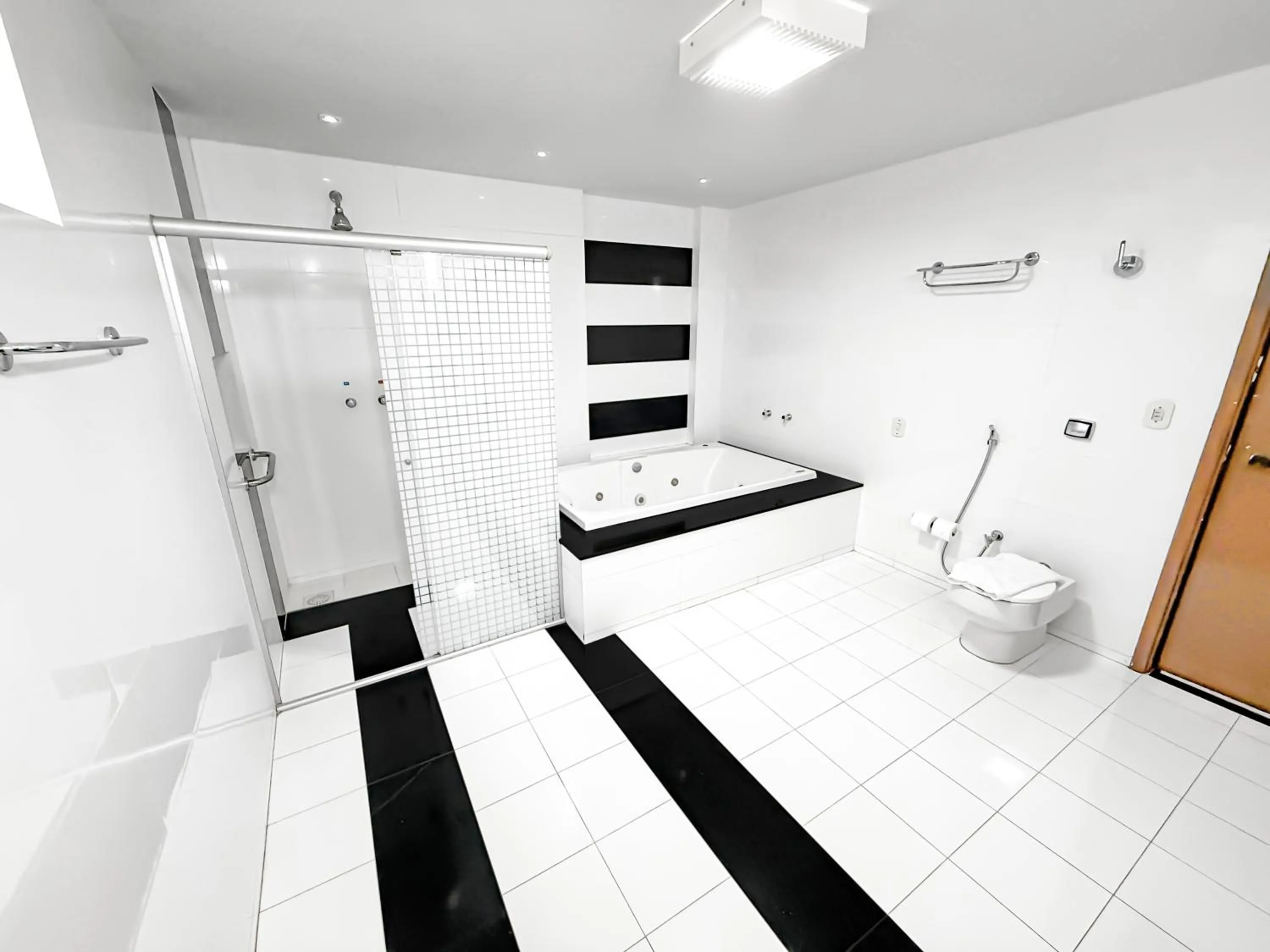 Bathroom in diRoma Thermas direto com o Grupo diRoma com acesso ao Acqua Park e Café da manhã