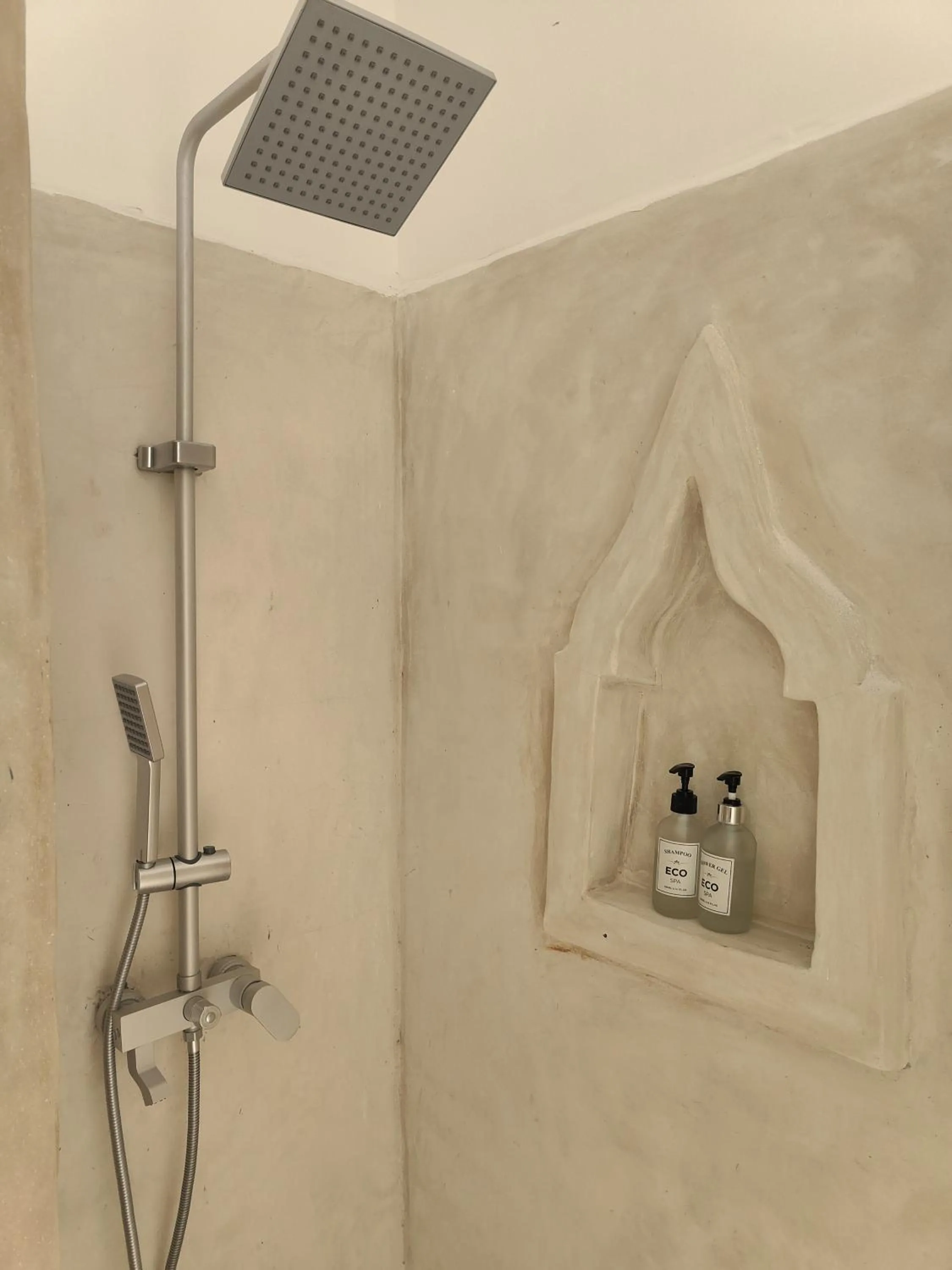 Shower in Paje By Night Bungalows