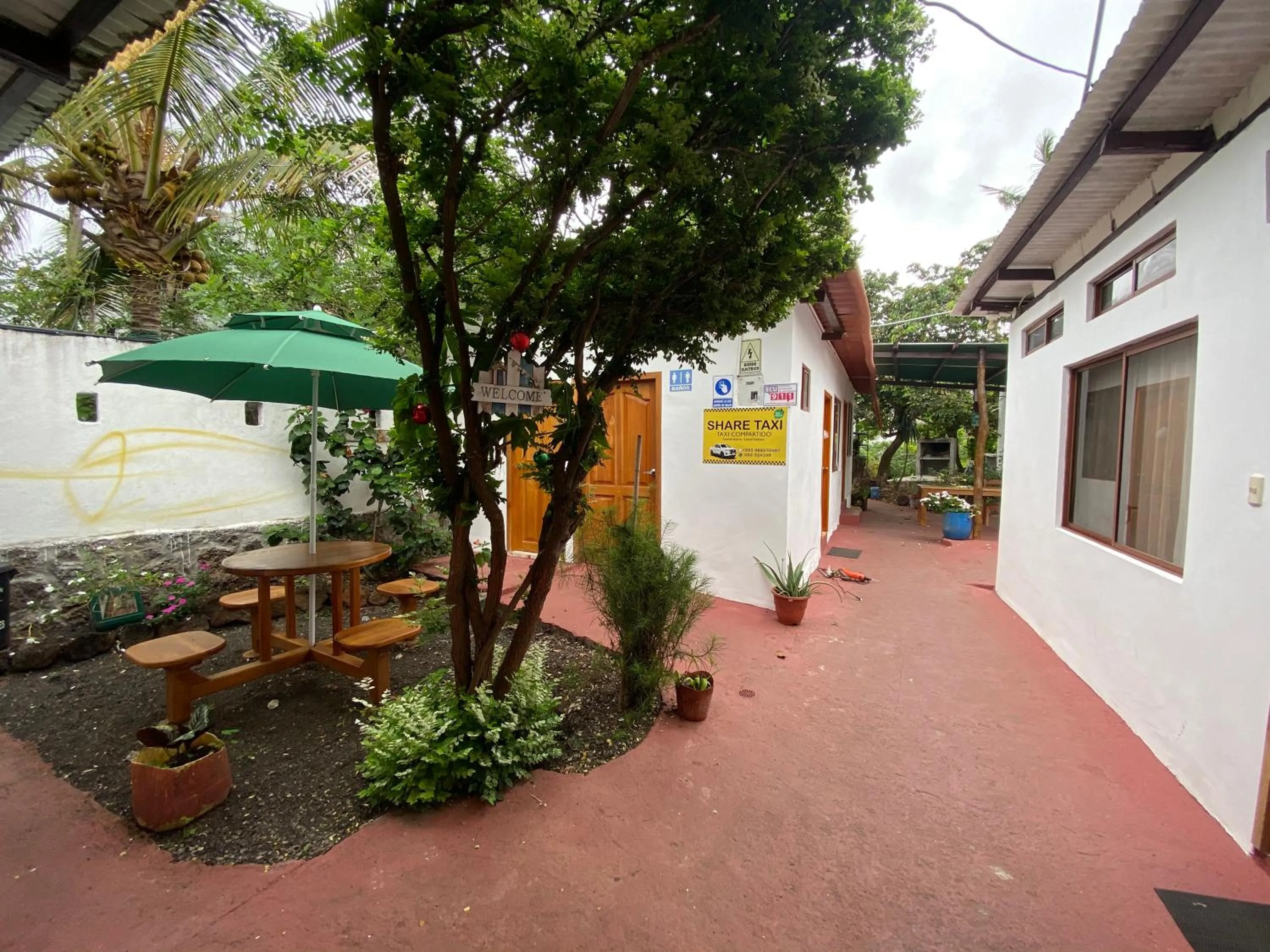 Patio in Hostal Vista al Mar