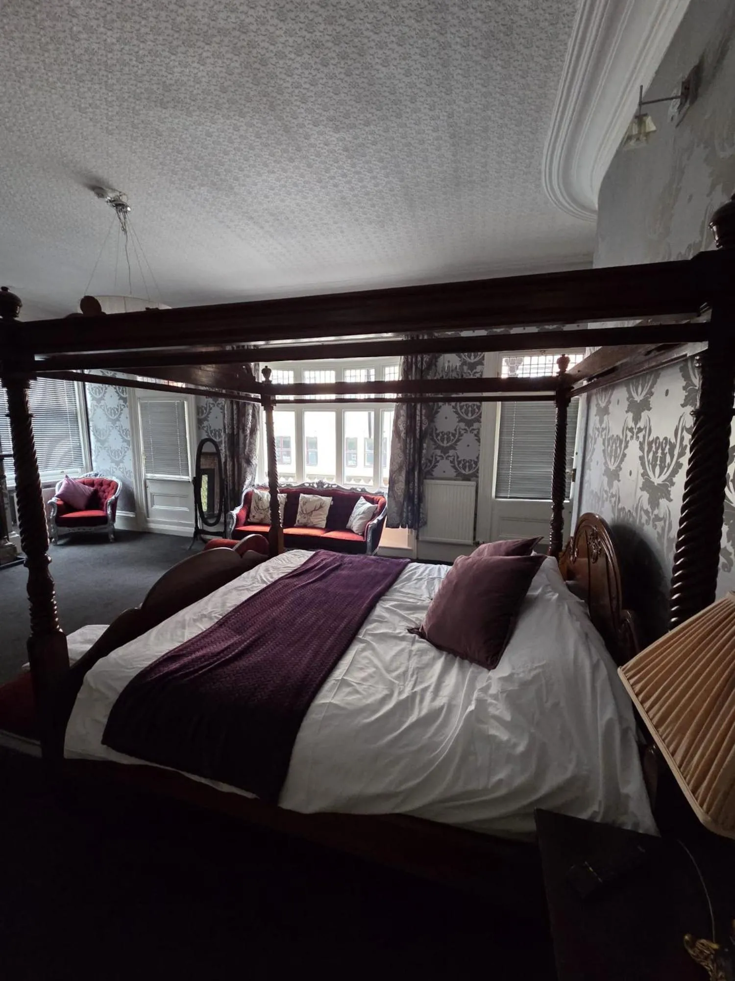 Bed in The White Hart Hull