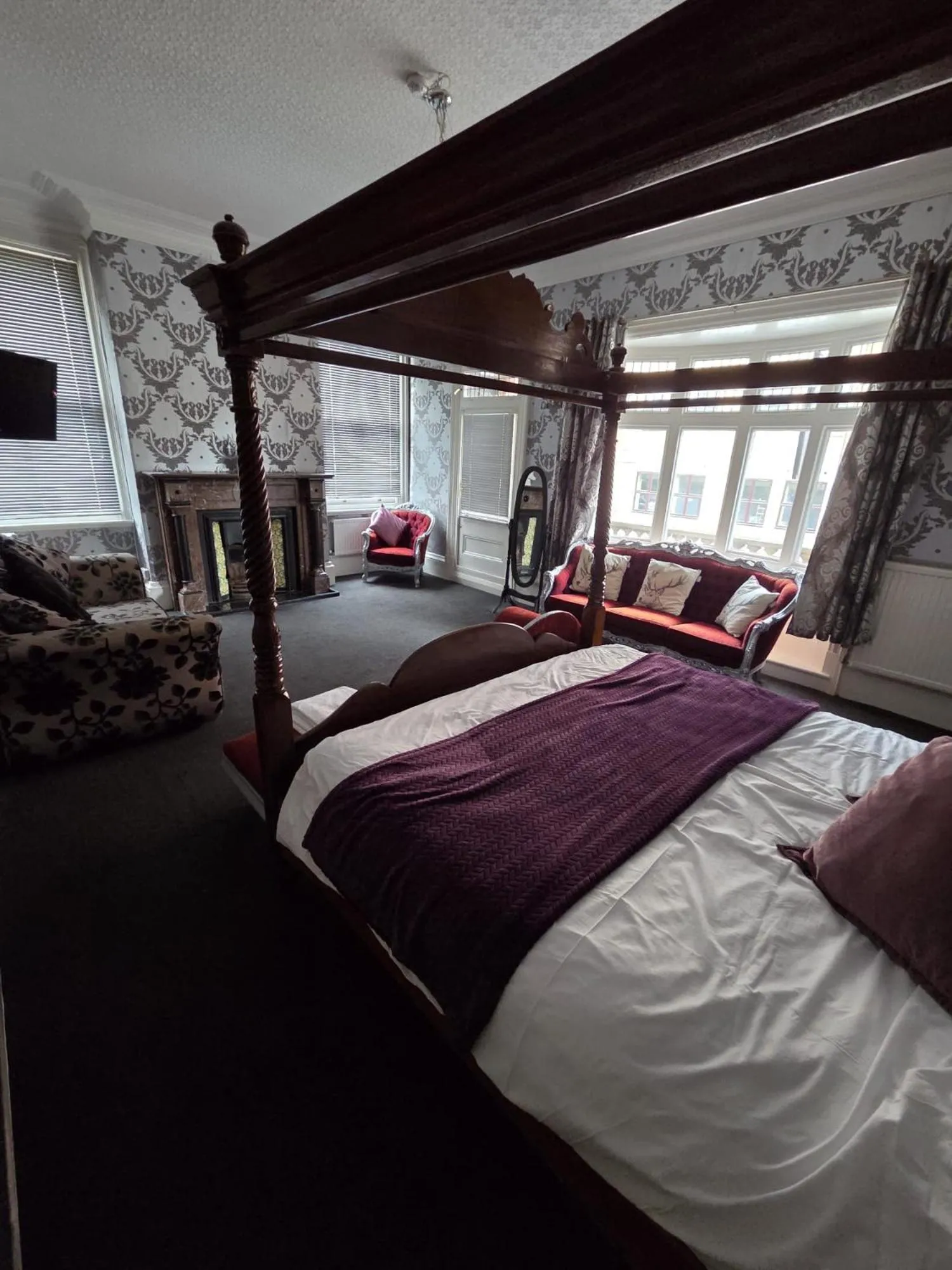 Bed in The White Hart Hull