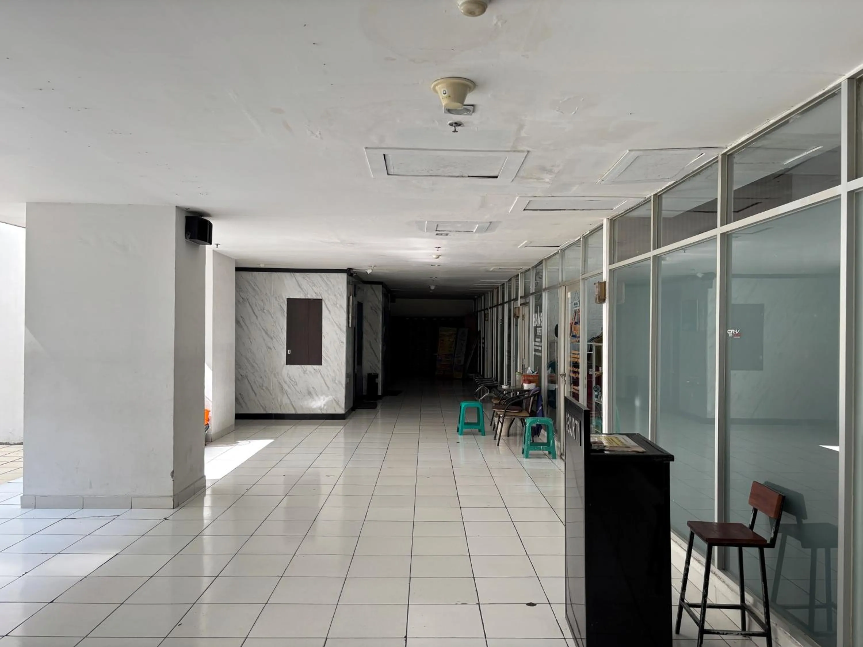 Property building in The Jarrdin Apartment Hotels by Ironman