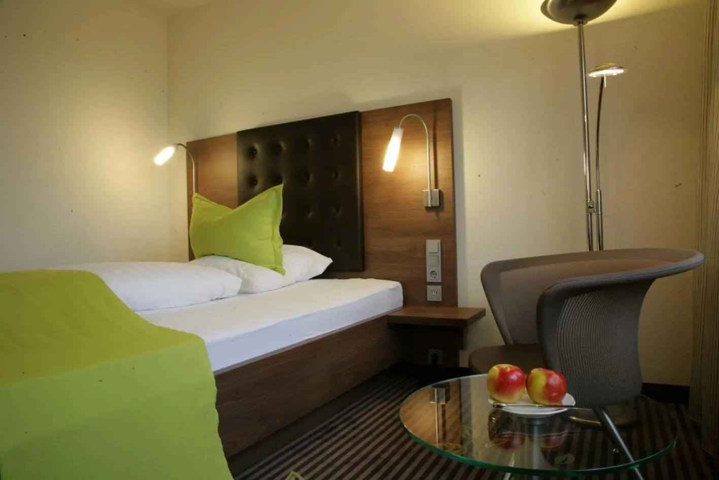 Photo of the whole room, Bed in Hotel Fuchsen