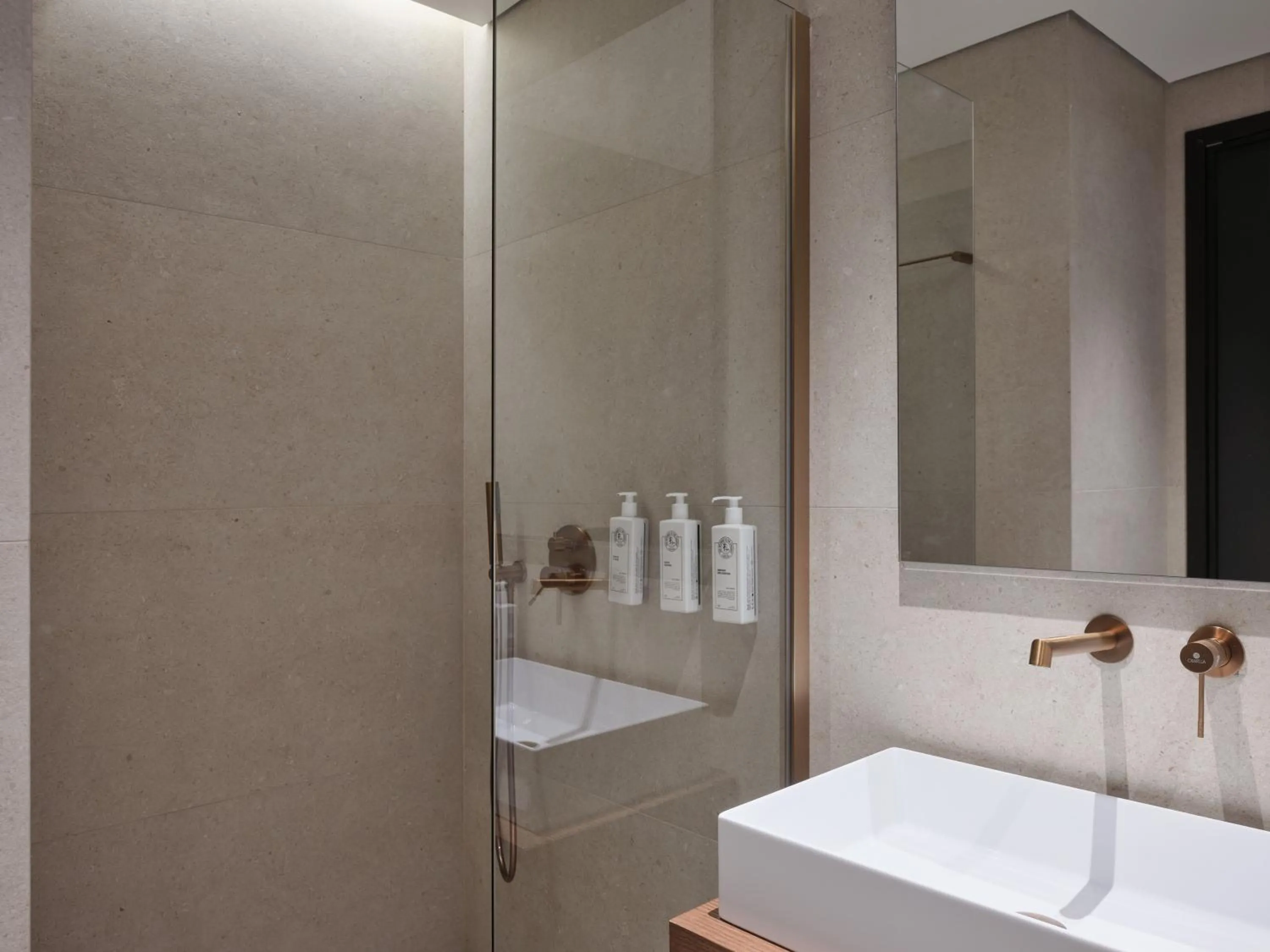 Shower in Blanco Athens Aparthotel