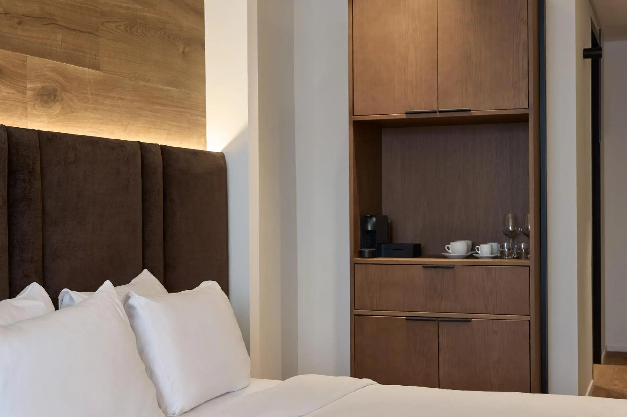 Bed in Blanco Athens Aparthotel Bed in Blanco Athens Aparthotel