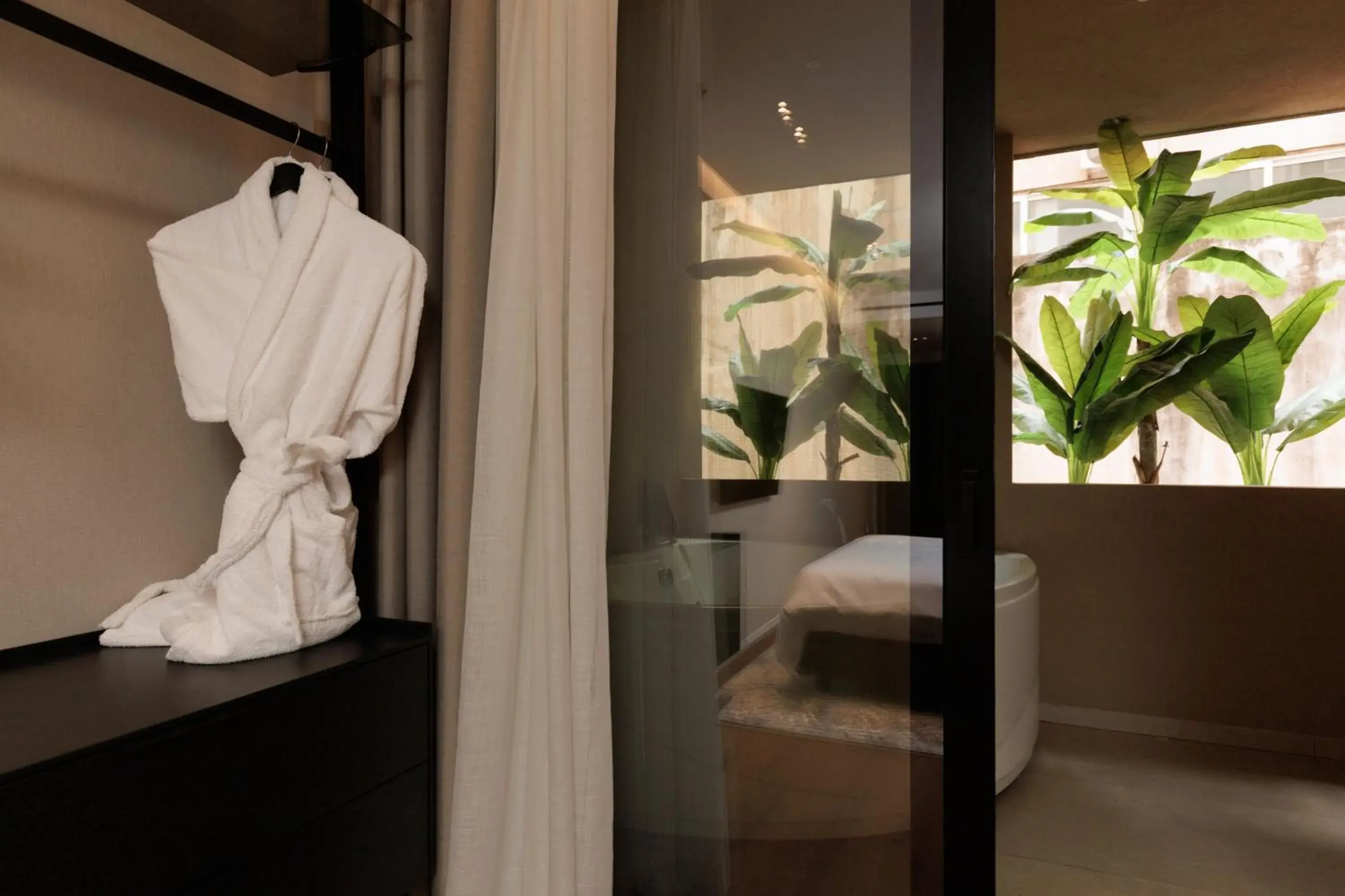 Balcony/Terrace, Bed in Blanco Athens Aparthotel Balcony/Terrace, Bed in Blanco Athens Aparthotel