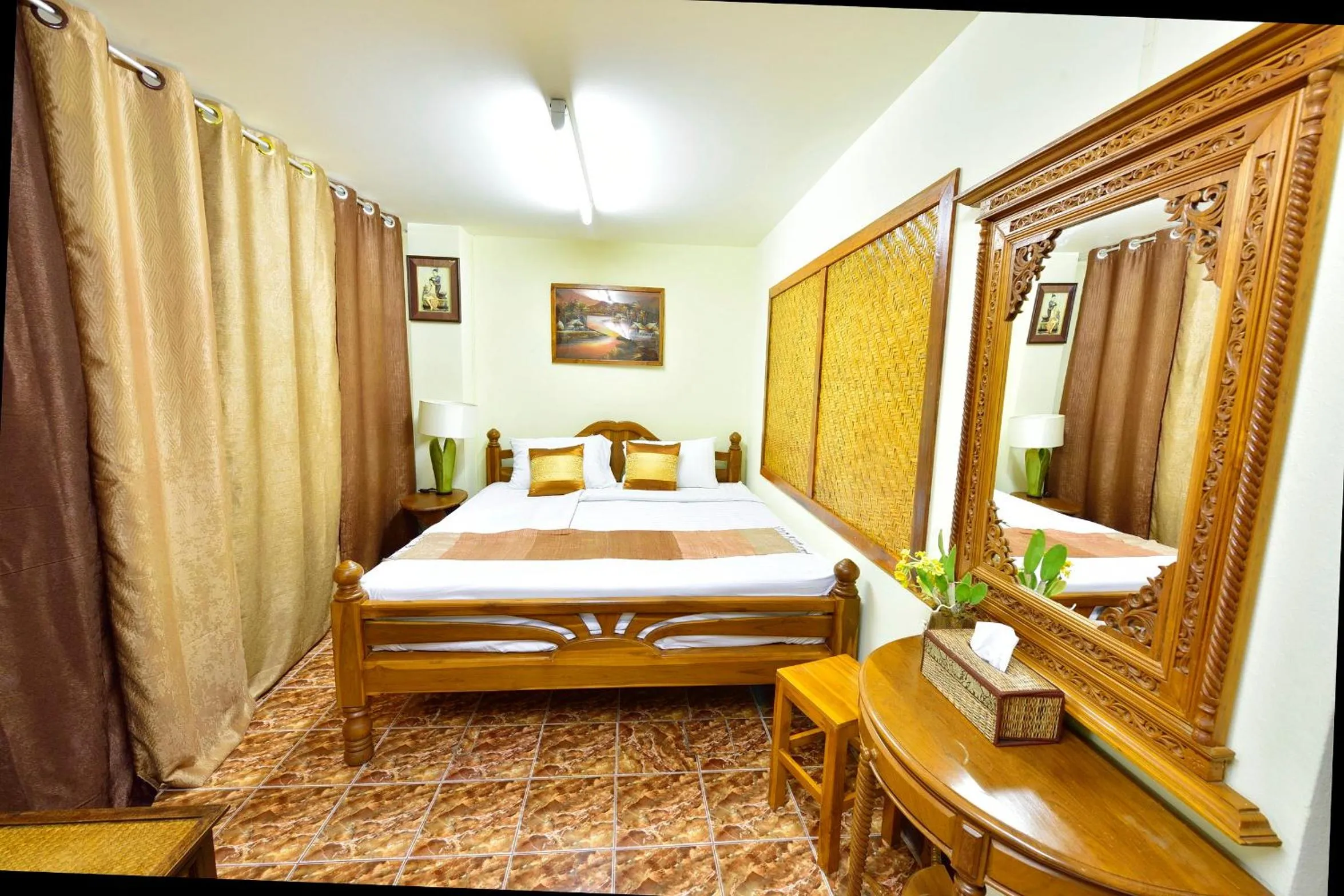 Bathroom, Bed in Saithong House