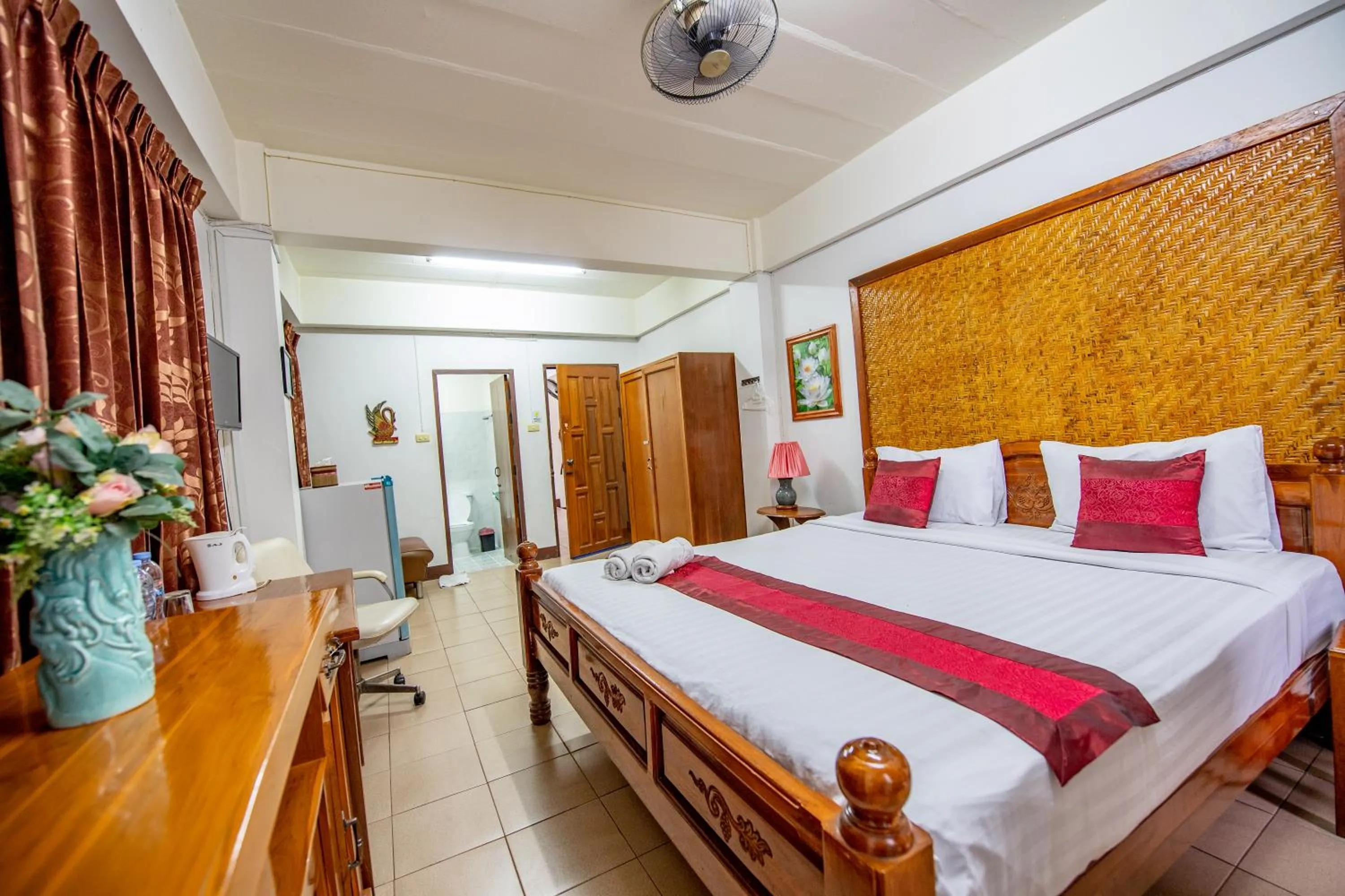 Bed in Saithong House