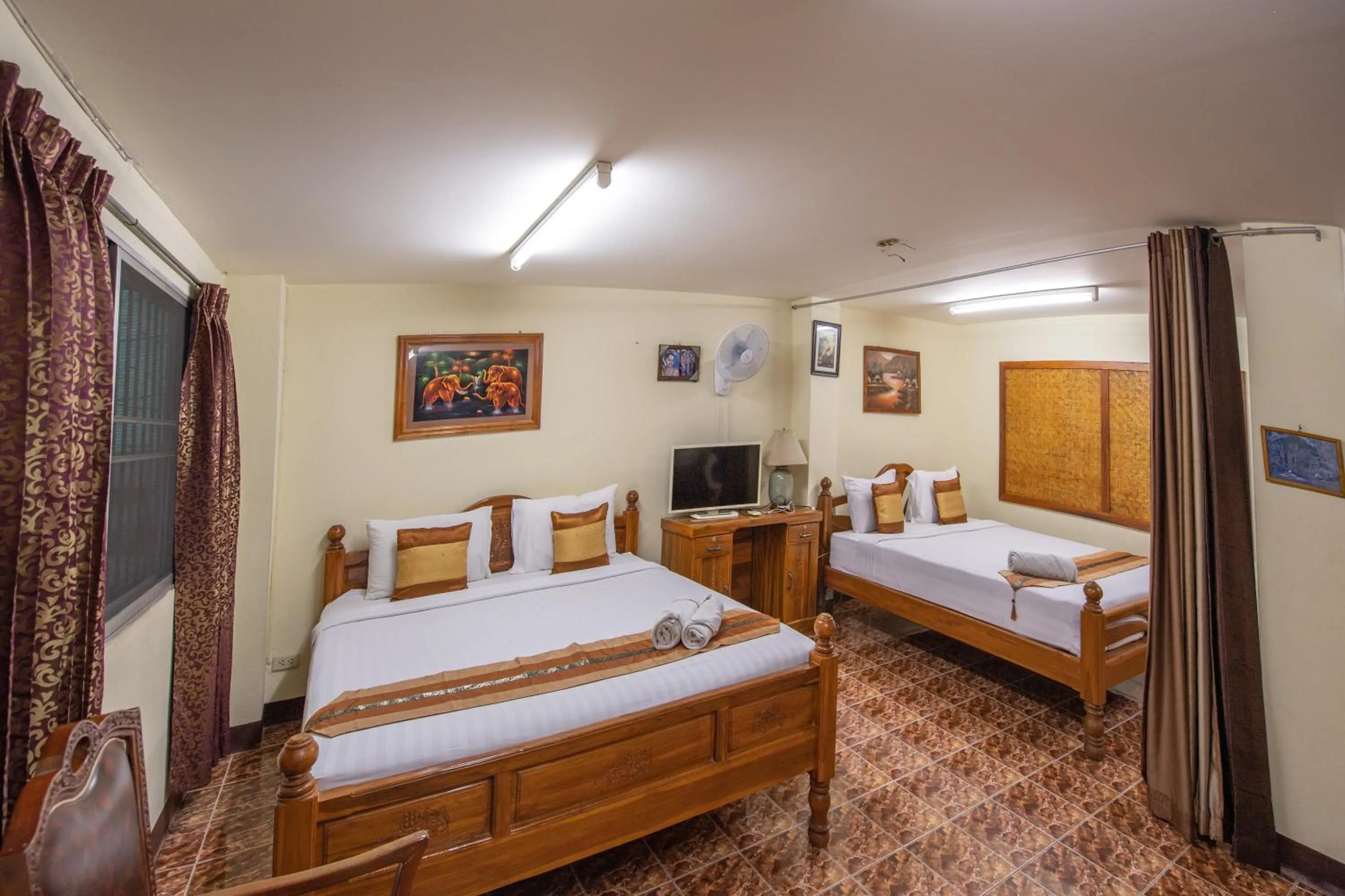 Bed in Saithong House