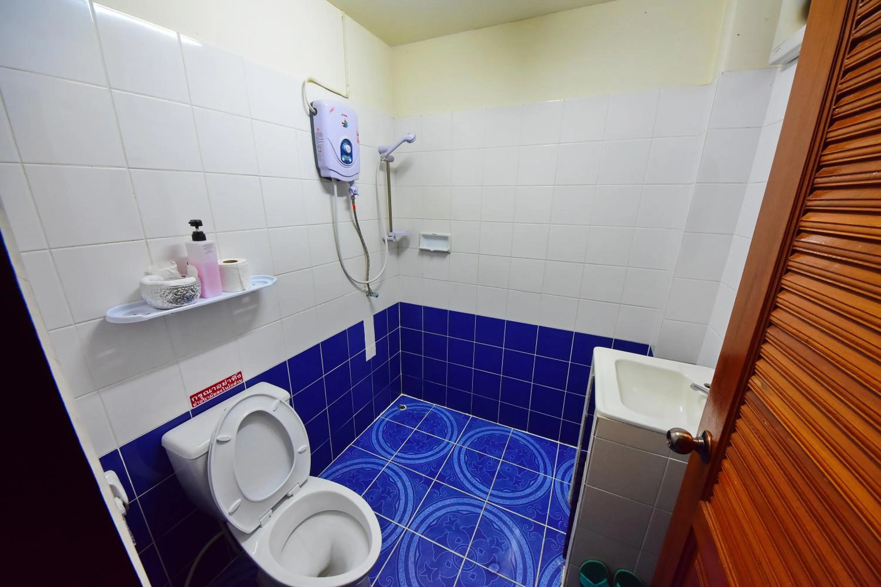 Bathroom in Saithong House