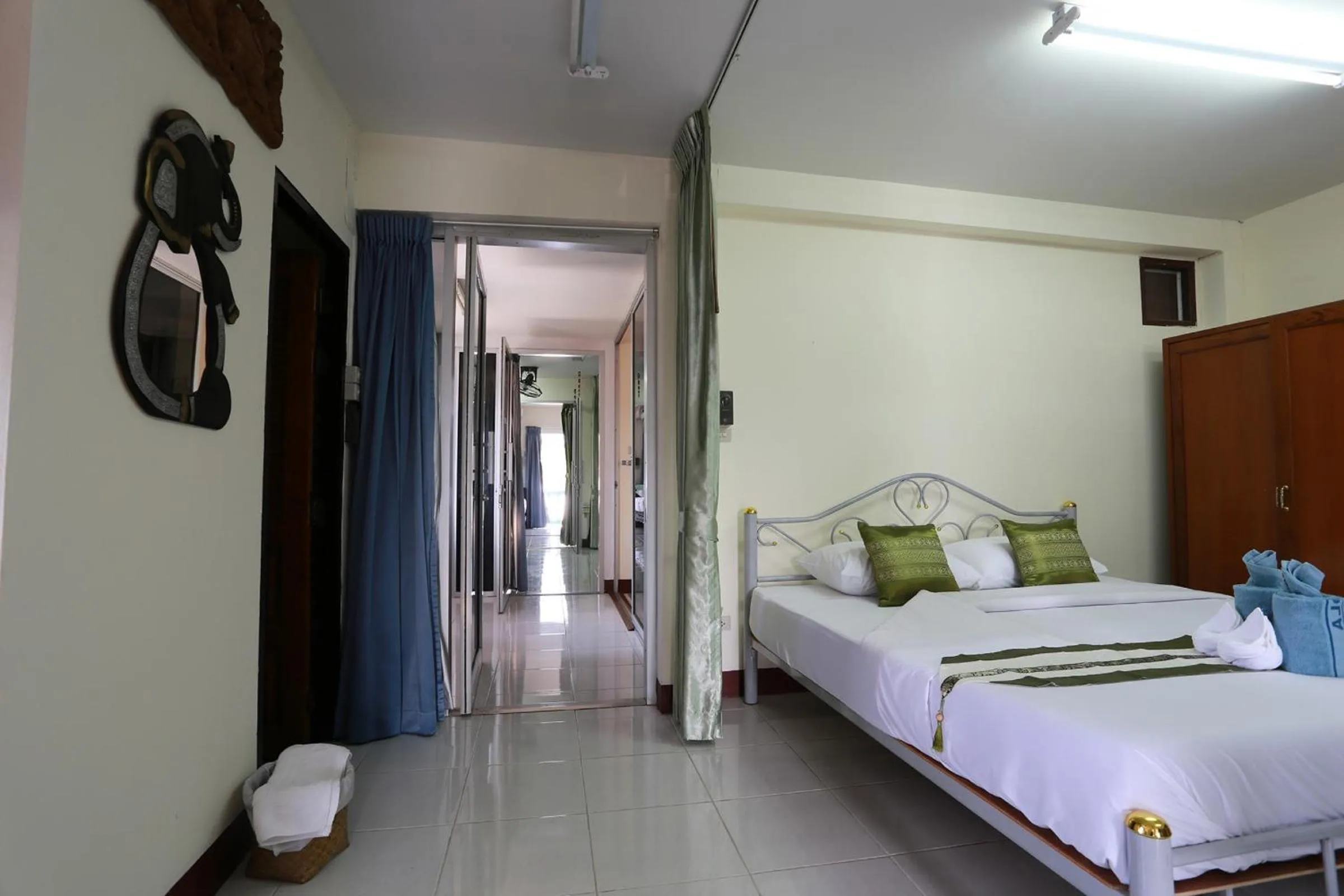 Bedroom, Bed in Saithong House