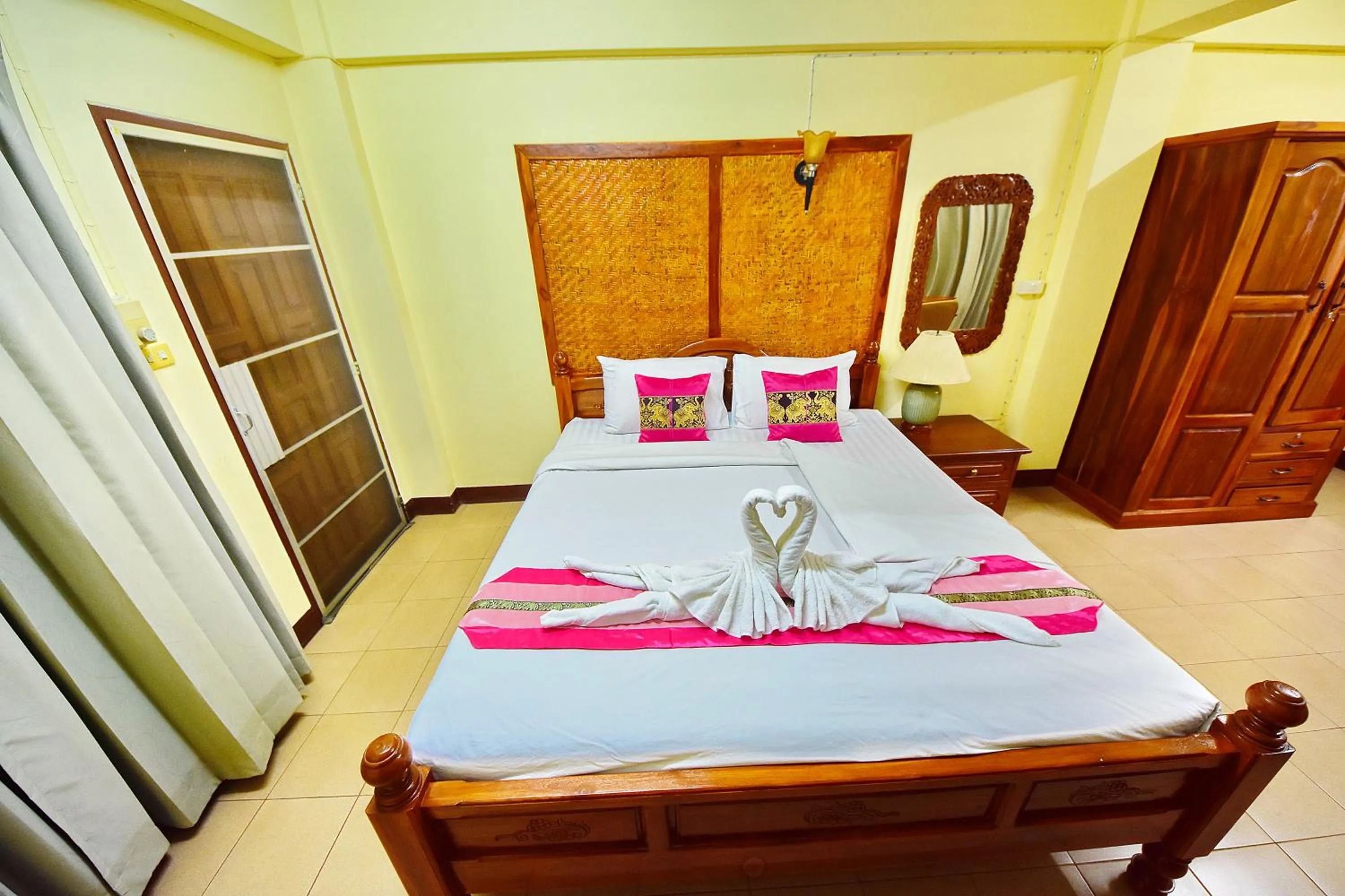 Bed in Saithong House