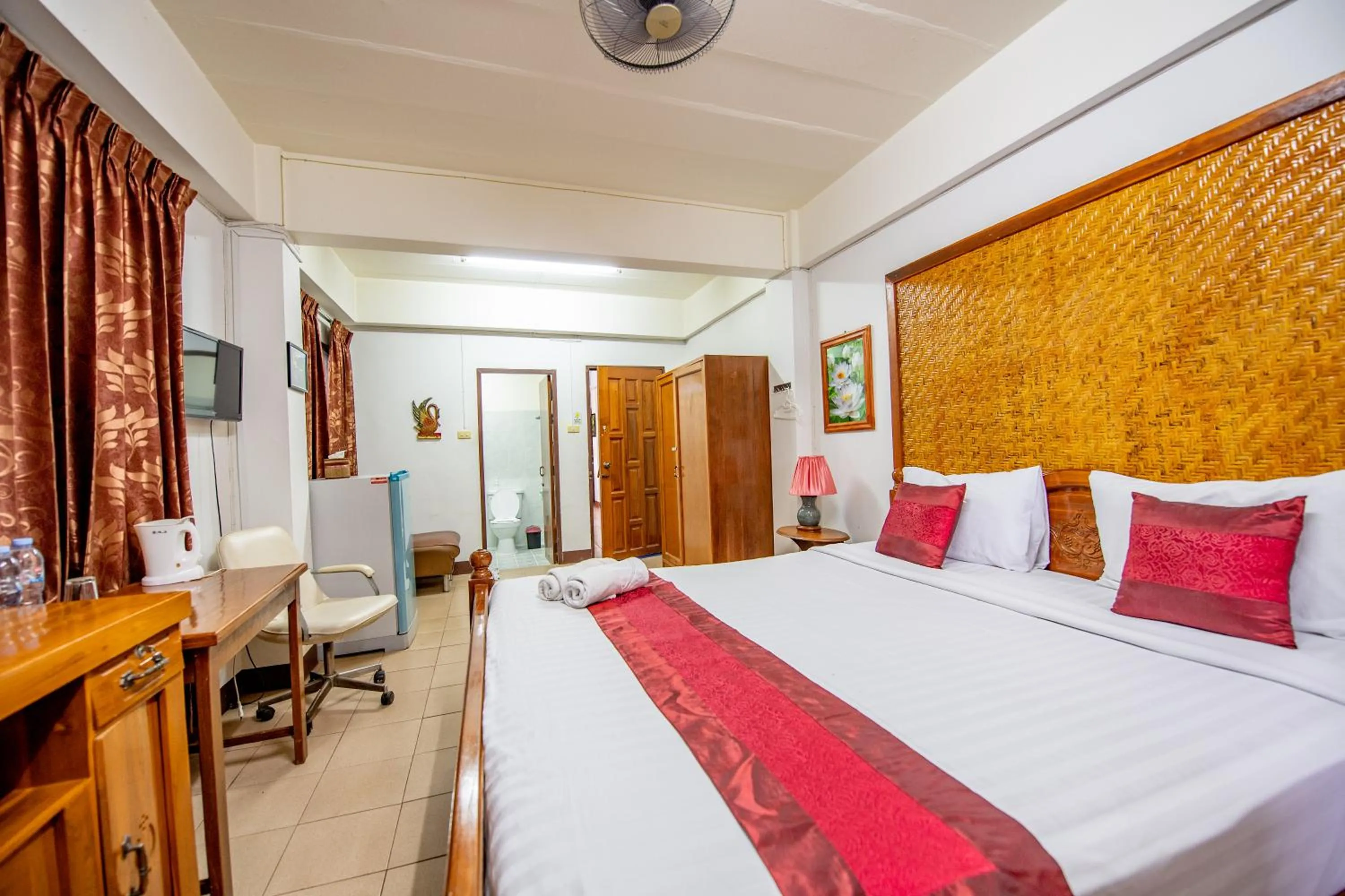 Bed in Saithong House