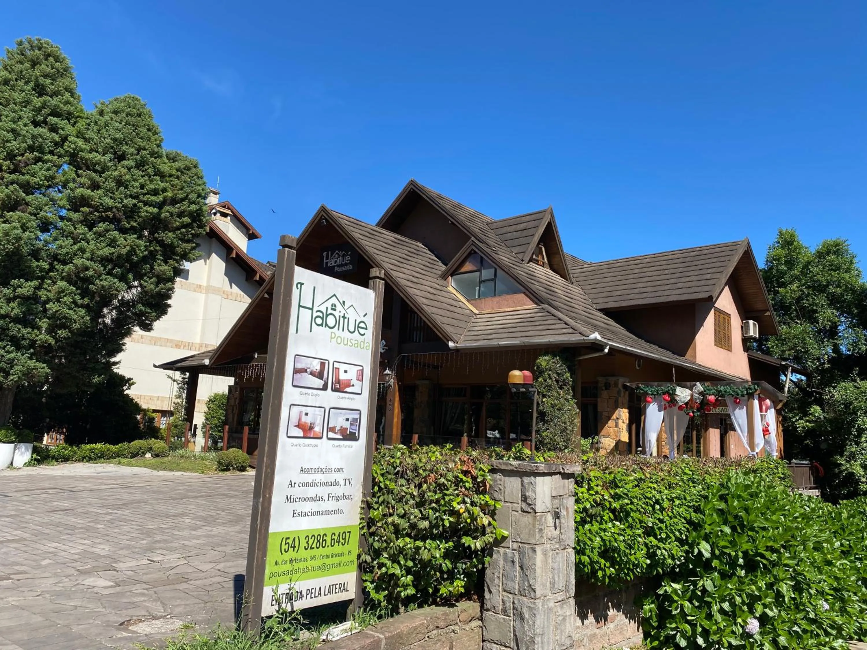 Property building in Pousada Habitue