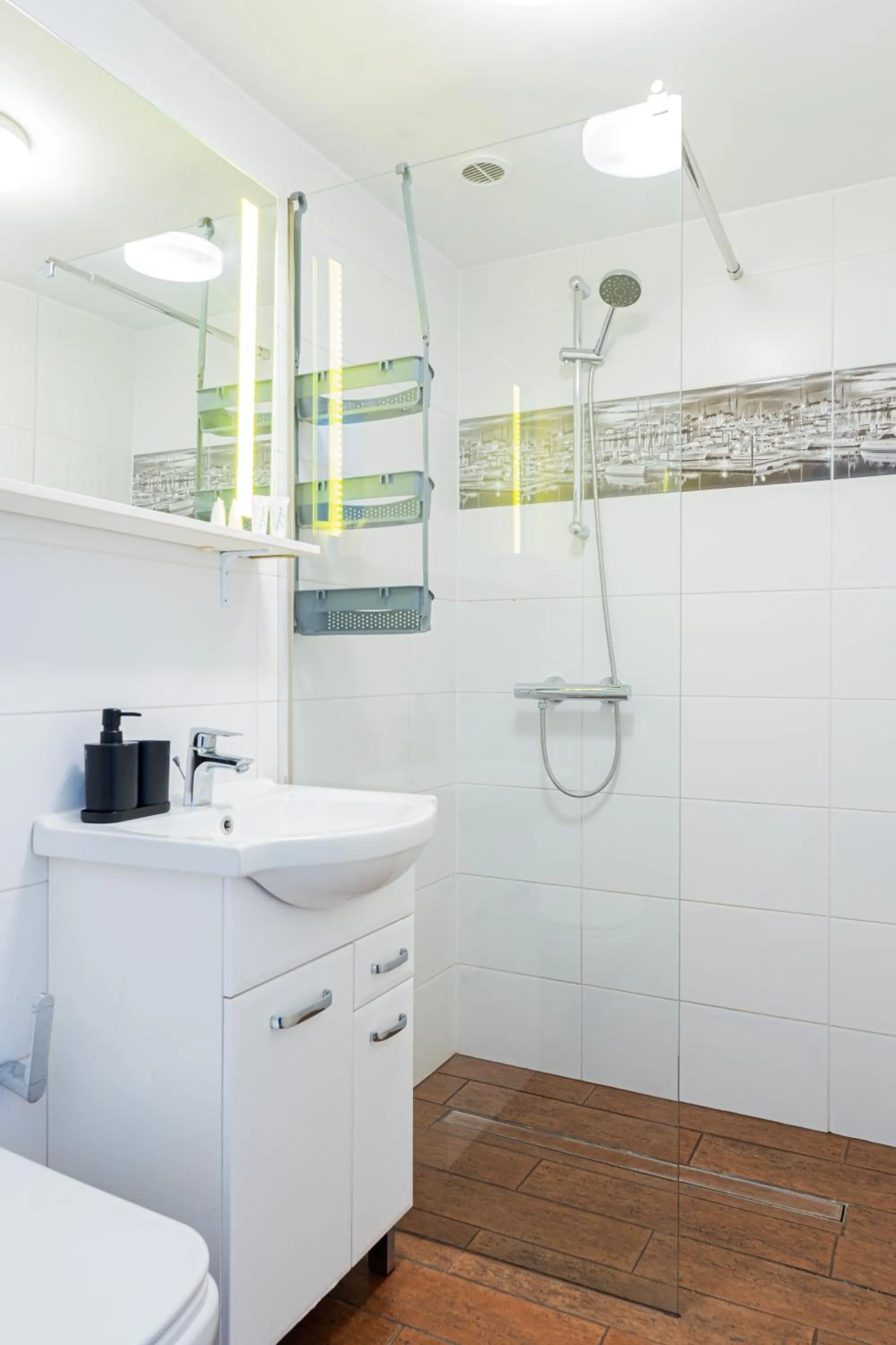 Shower in Willa Victor - Widok Na Morze - Najpiekniejszy w Polsce - Śniadanie w Cenie