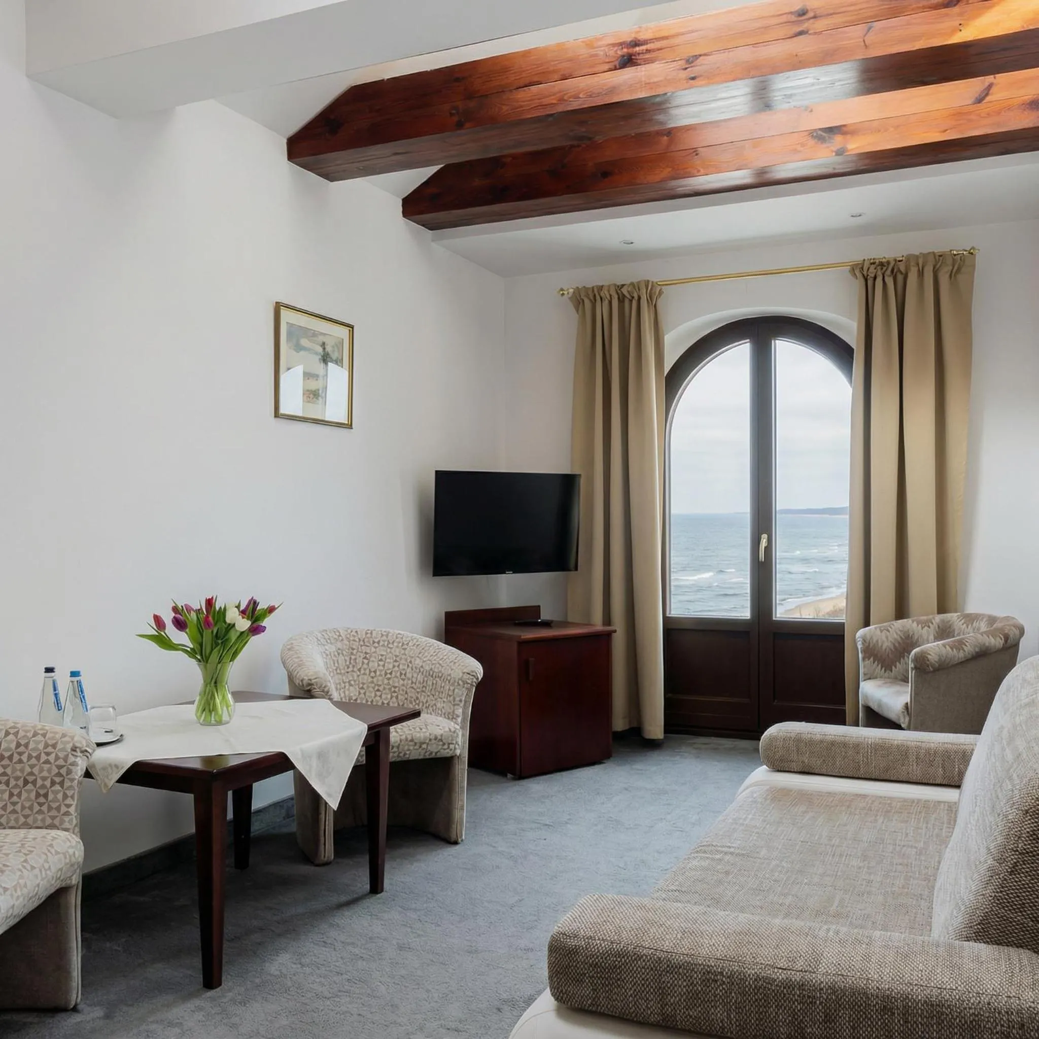 Communal lounge/ TV room in Willa Victor - Widok Na Morze - Najpiekniejszy w Polsce - Śniadanie w Cenie