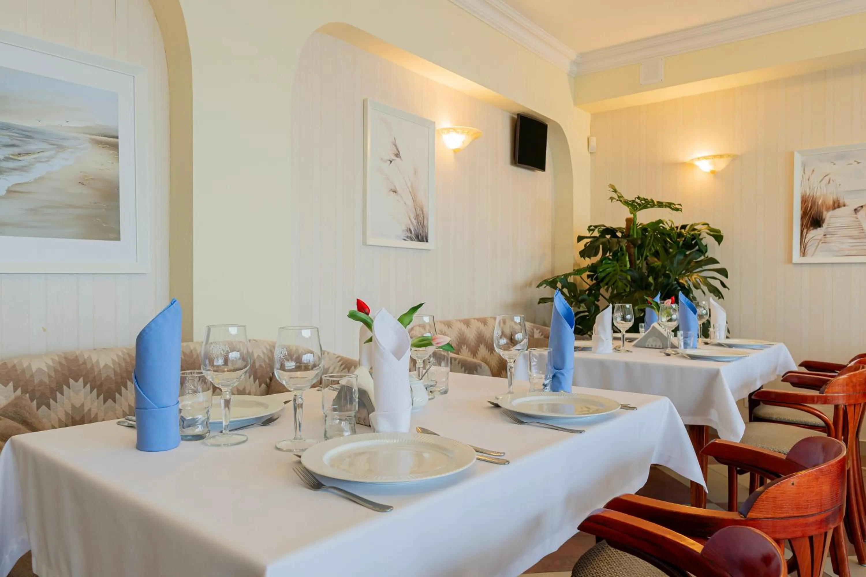 Restaurant/places to eat in Willa Victor - Widok Na Morze - Najpiekniejszy w Polsce - Śniadanie w Cenie