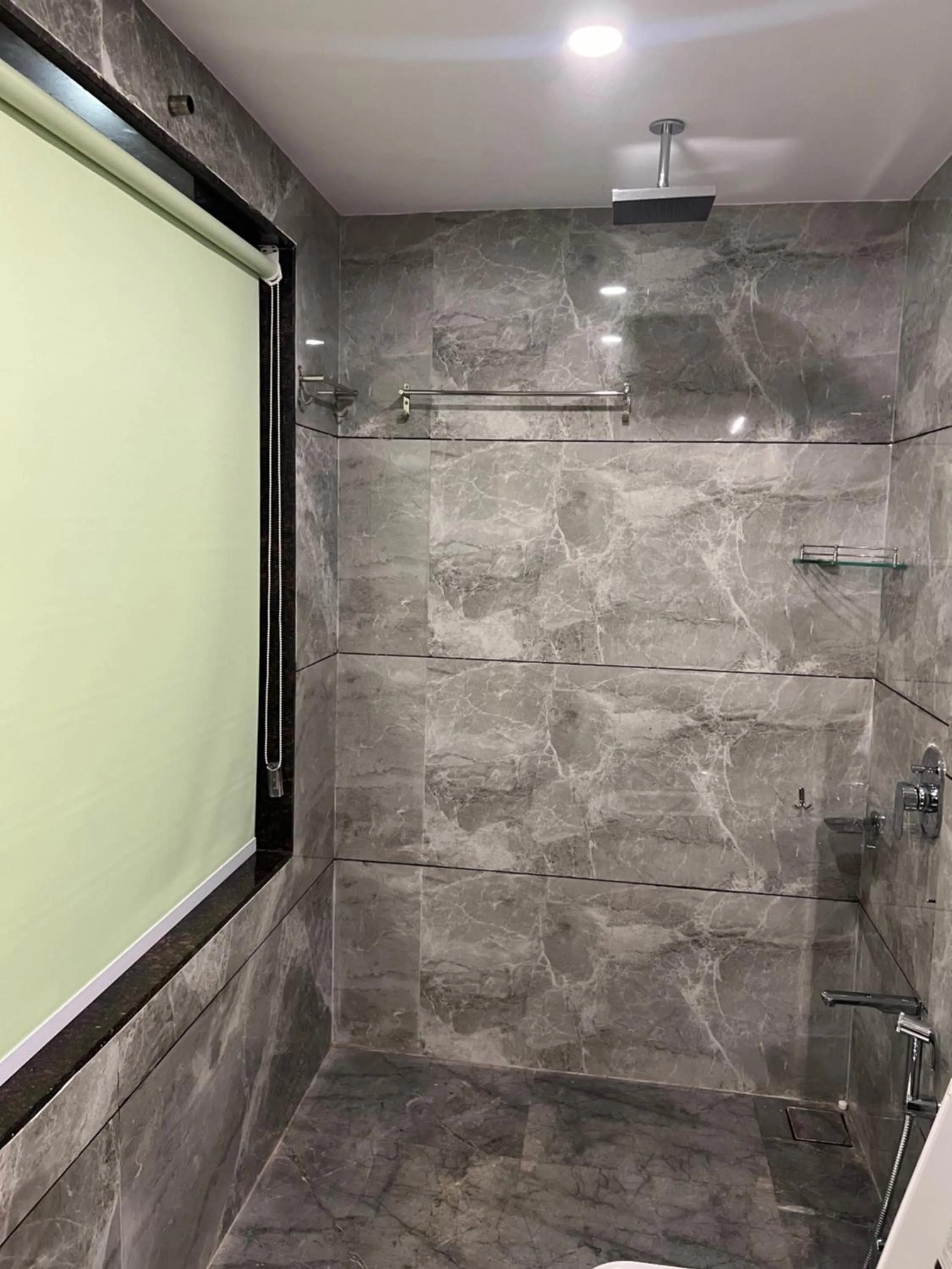 Shower in Sabas Tent & Cottages