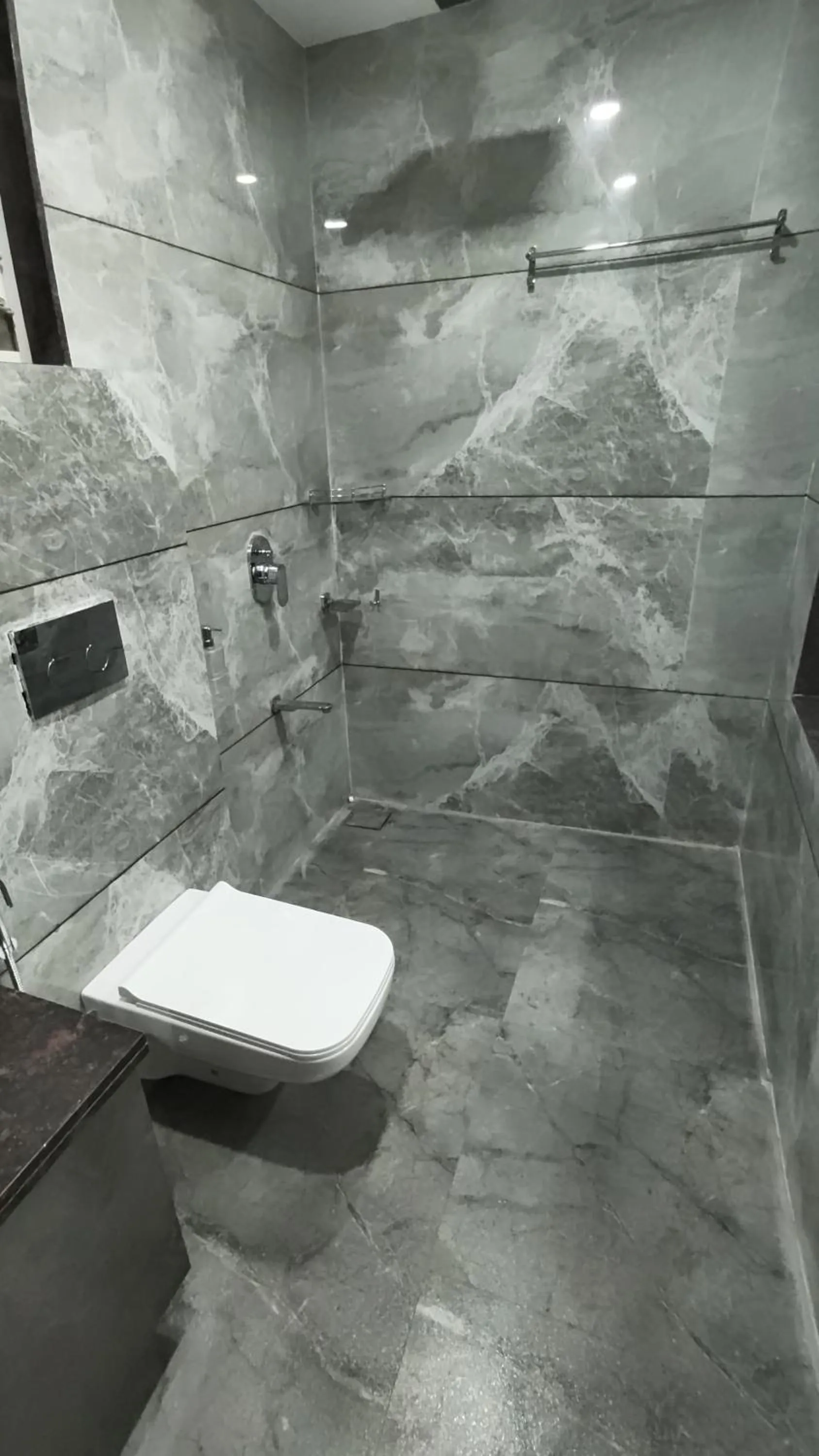 Shower in Sabas Tent & Cottages