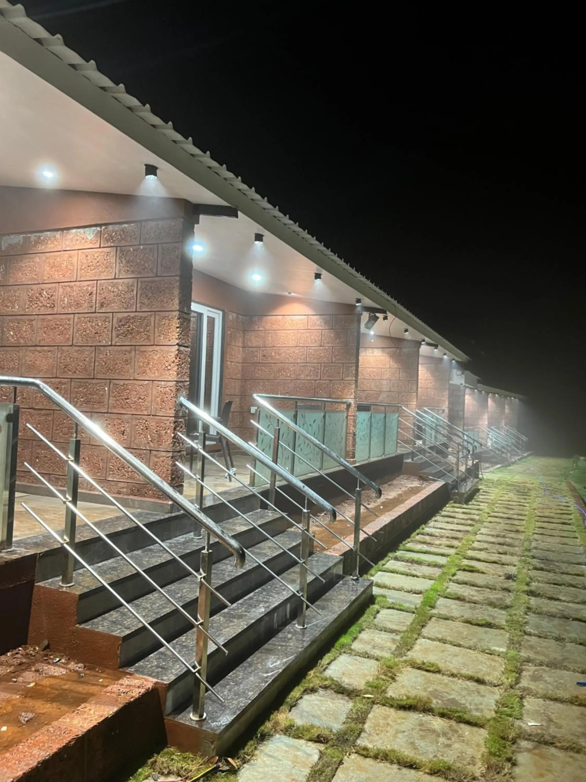 Night in Sabas Tent & Cottages