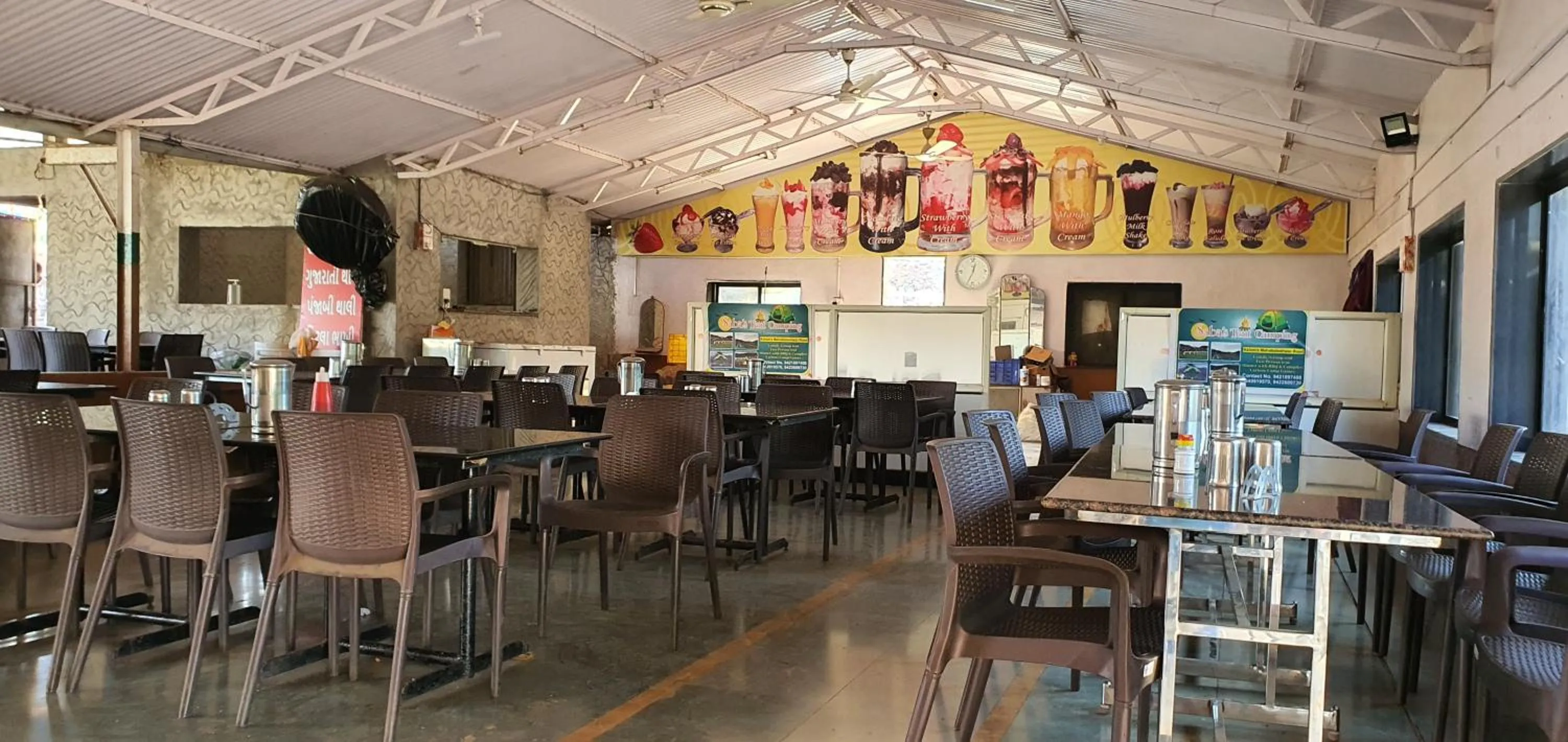 Restaurant/places to eat in Sabas Tent & Cottages