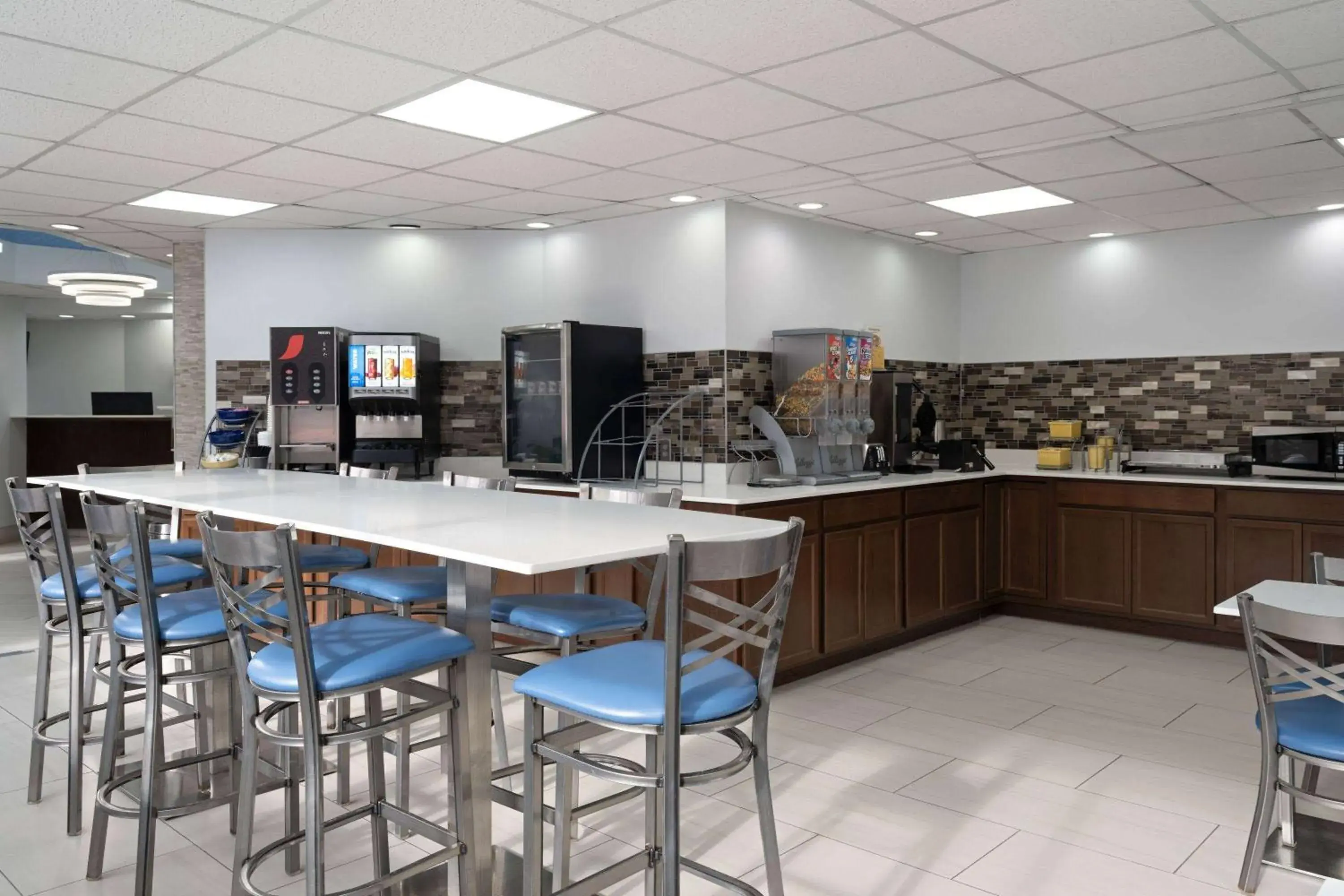 Breakfast in Days Inn by Wyndham Weldon Roanoke Rapids Breakfast in Days Inn by Wyndham Weldon Roanoke Rapids