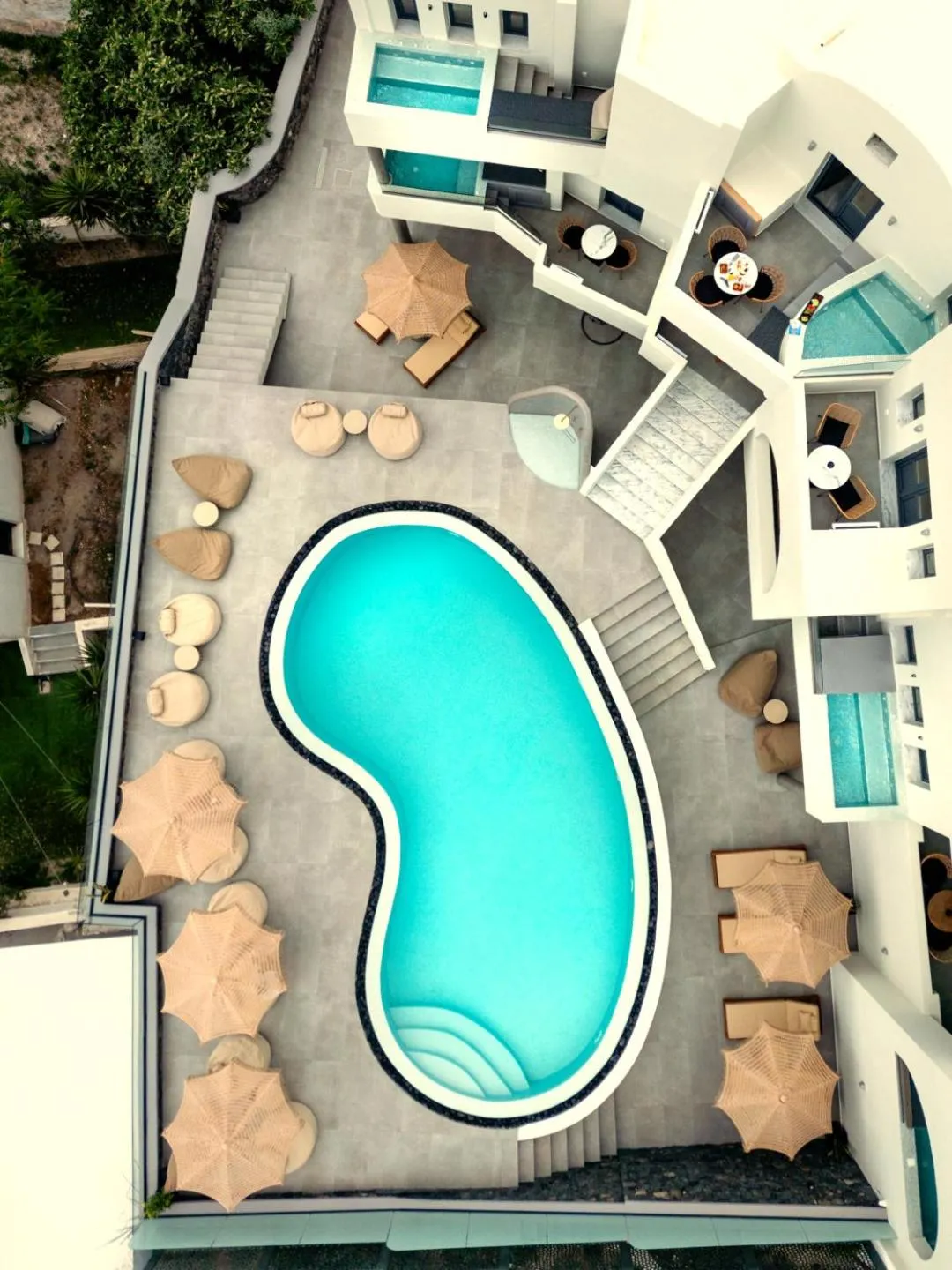 Patio in Kudos Suites Firostefani