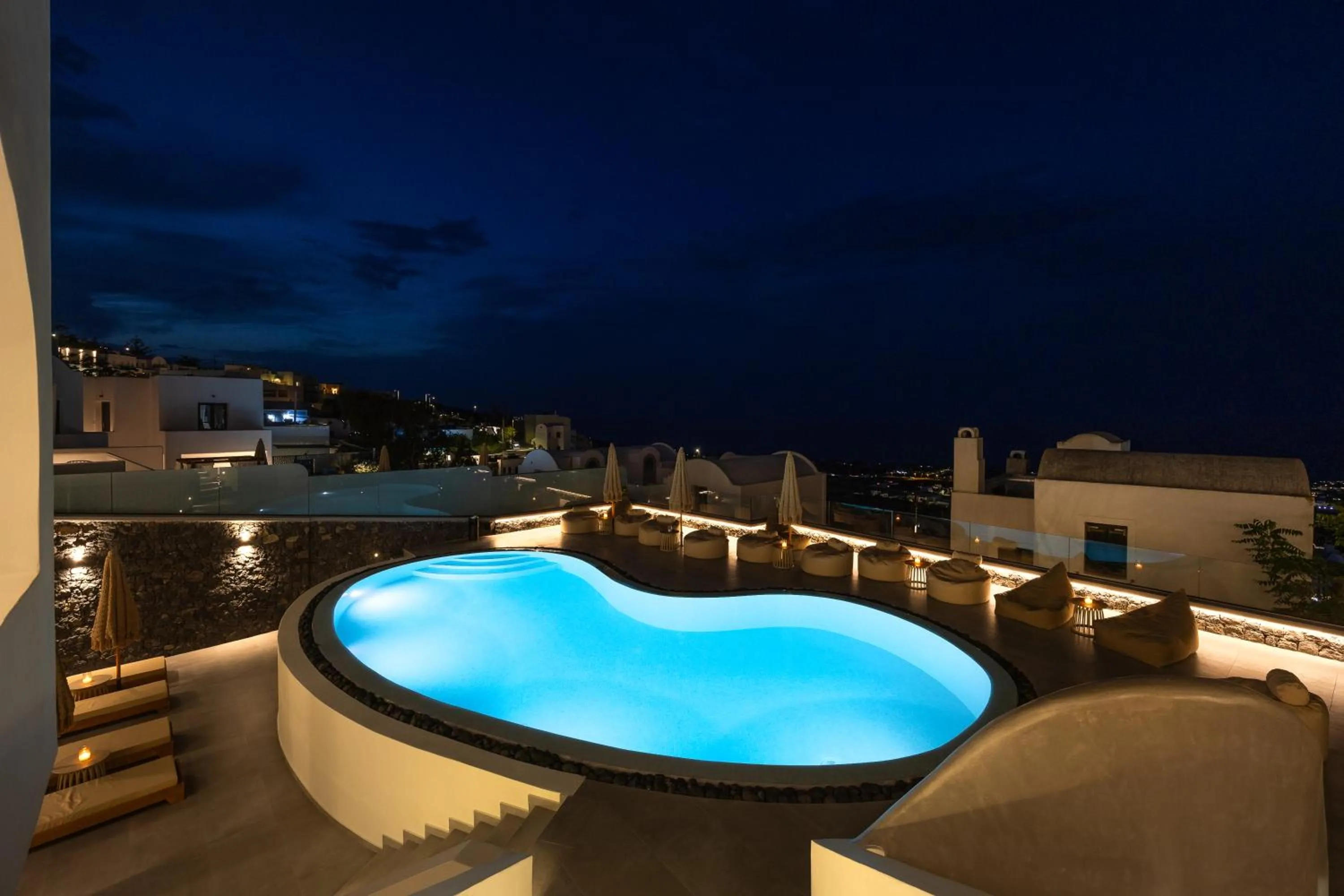Patio in Kudos Suites Firostefani