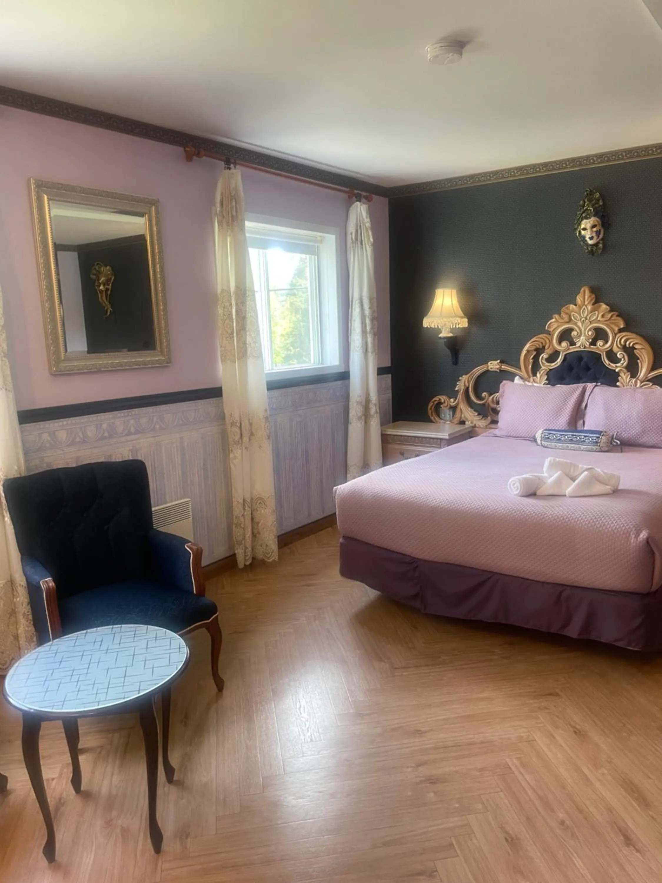 Bed in Auberge Restaurant du Monde