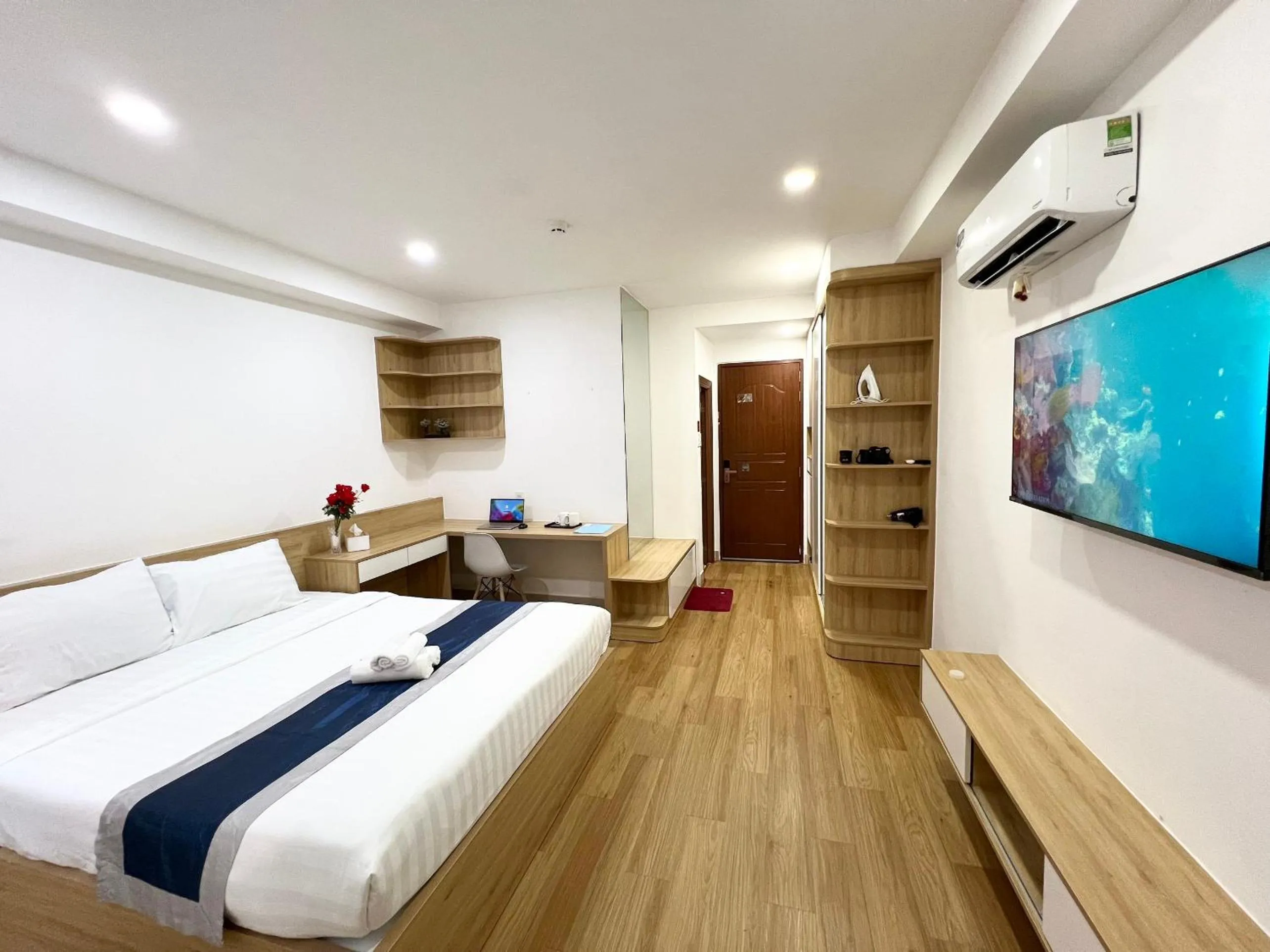 Photo of the whole room, Bed in Home Away Ky Con - Serviced Apartment