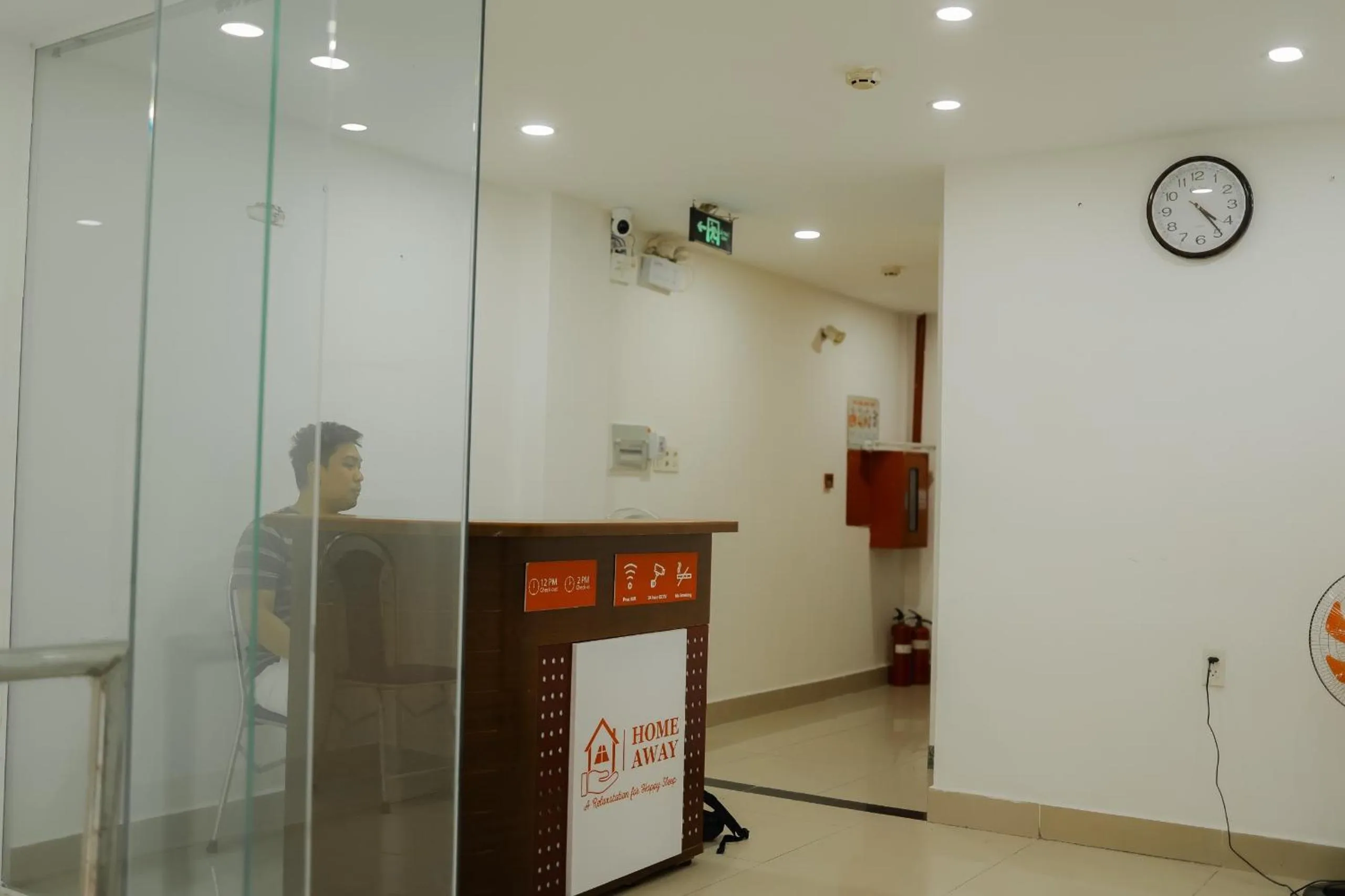 People in Home Away Ky Con - Serviced Apartment