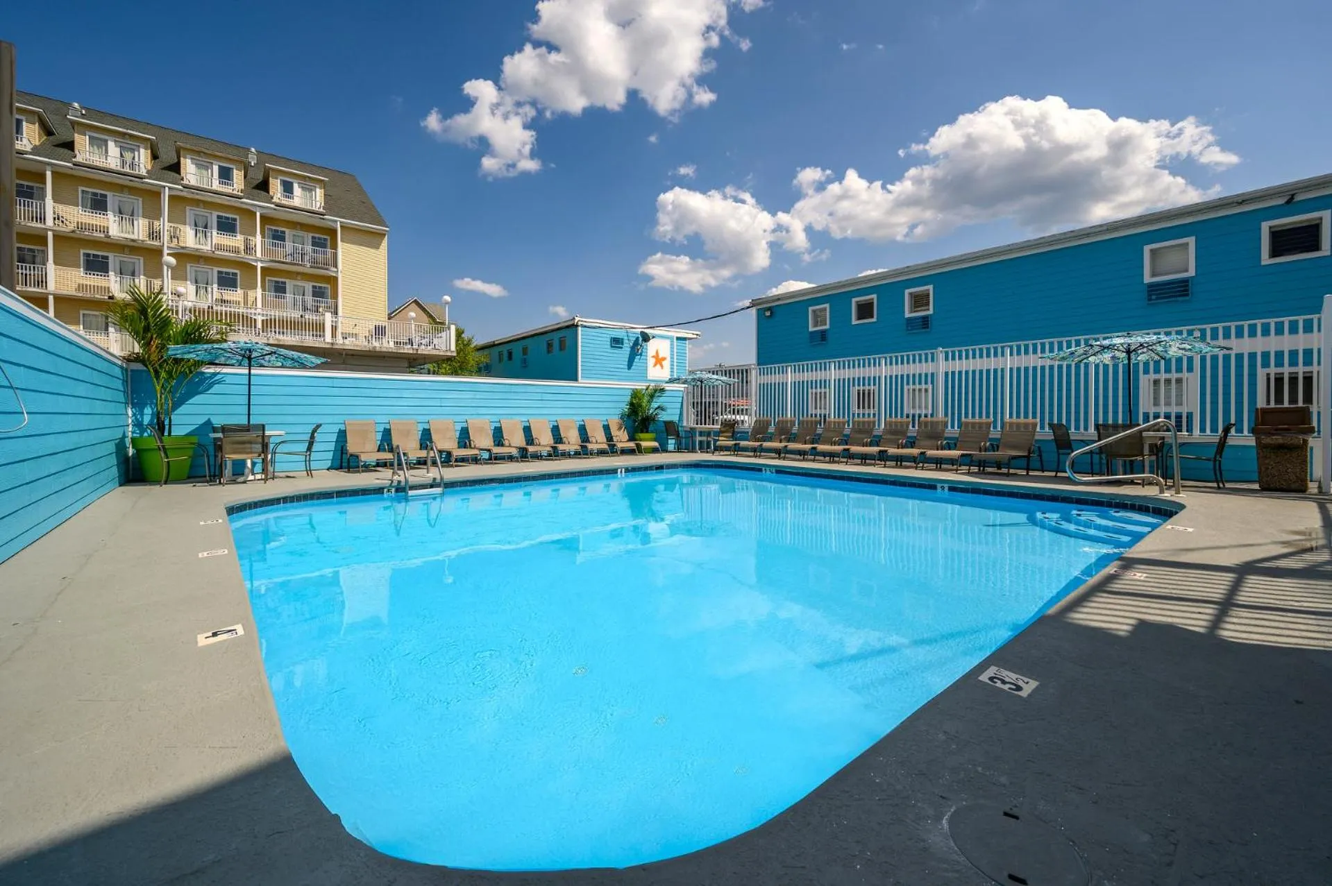 Swimming pool in South Beach Apartment Ocean City, MD