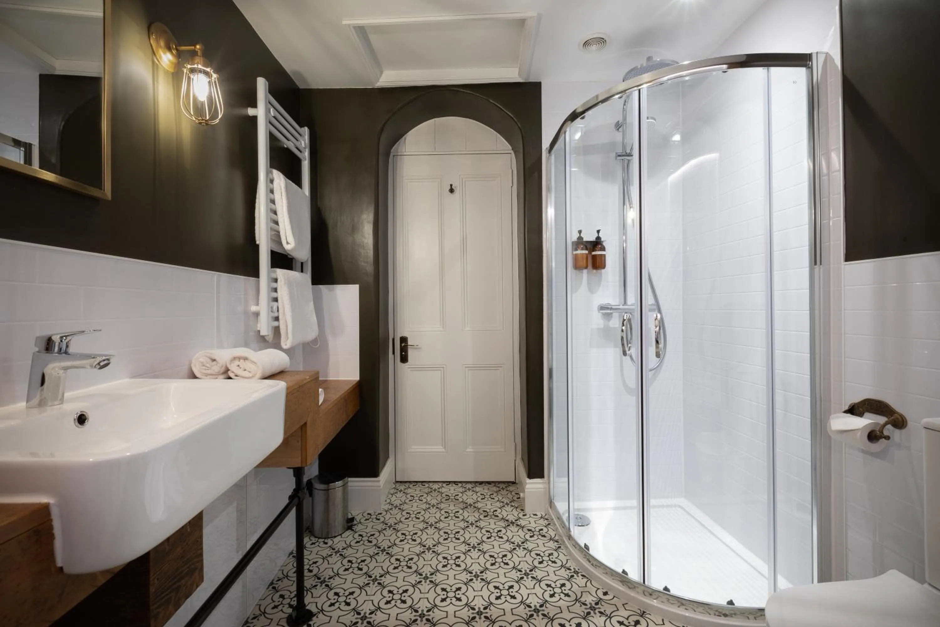 Shower in The Bath Hotel