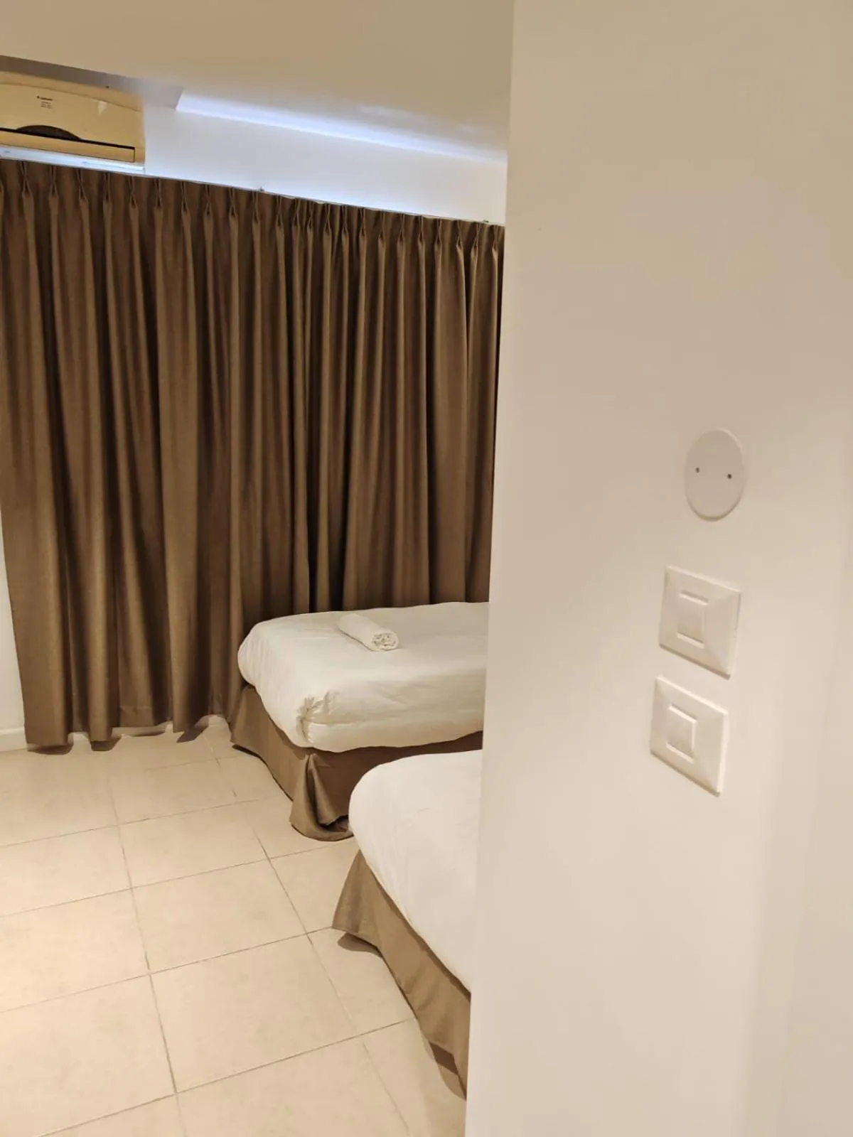 Bedroom, Bed in New Metropole Hotel - Jerusalem