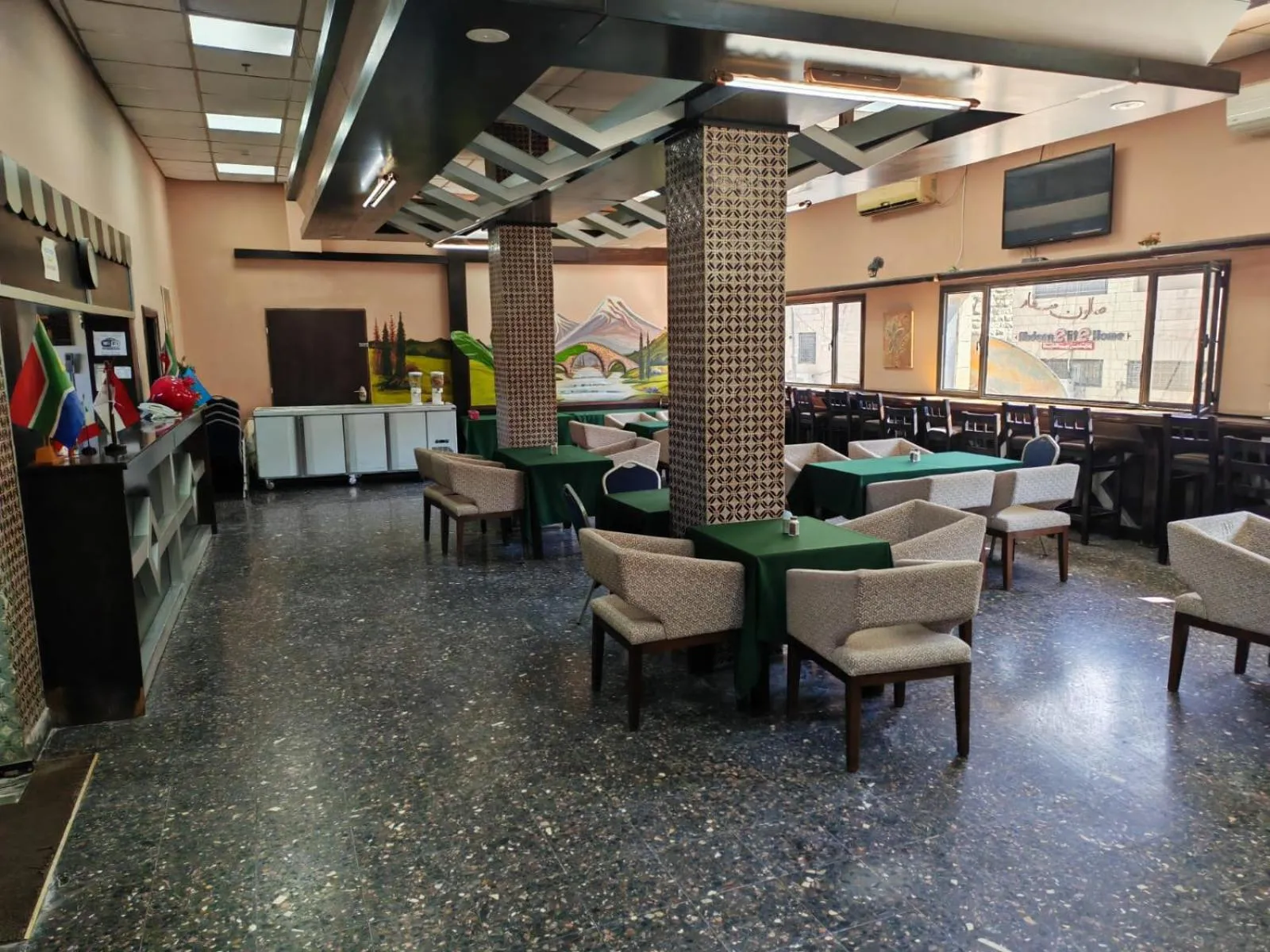 Restaurant/places to eat in New Metropole Hotel - Jerusalem