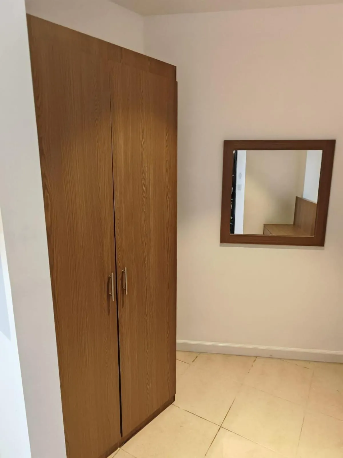 wardrobe in New Metropole Hotel - Jerusalem