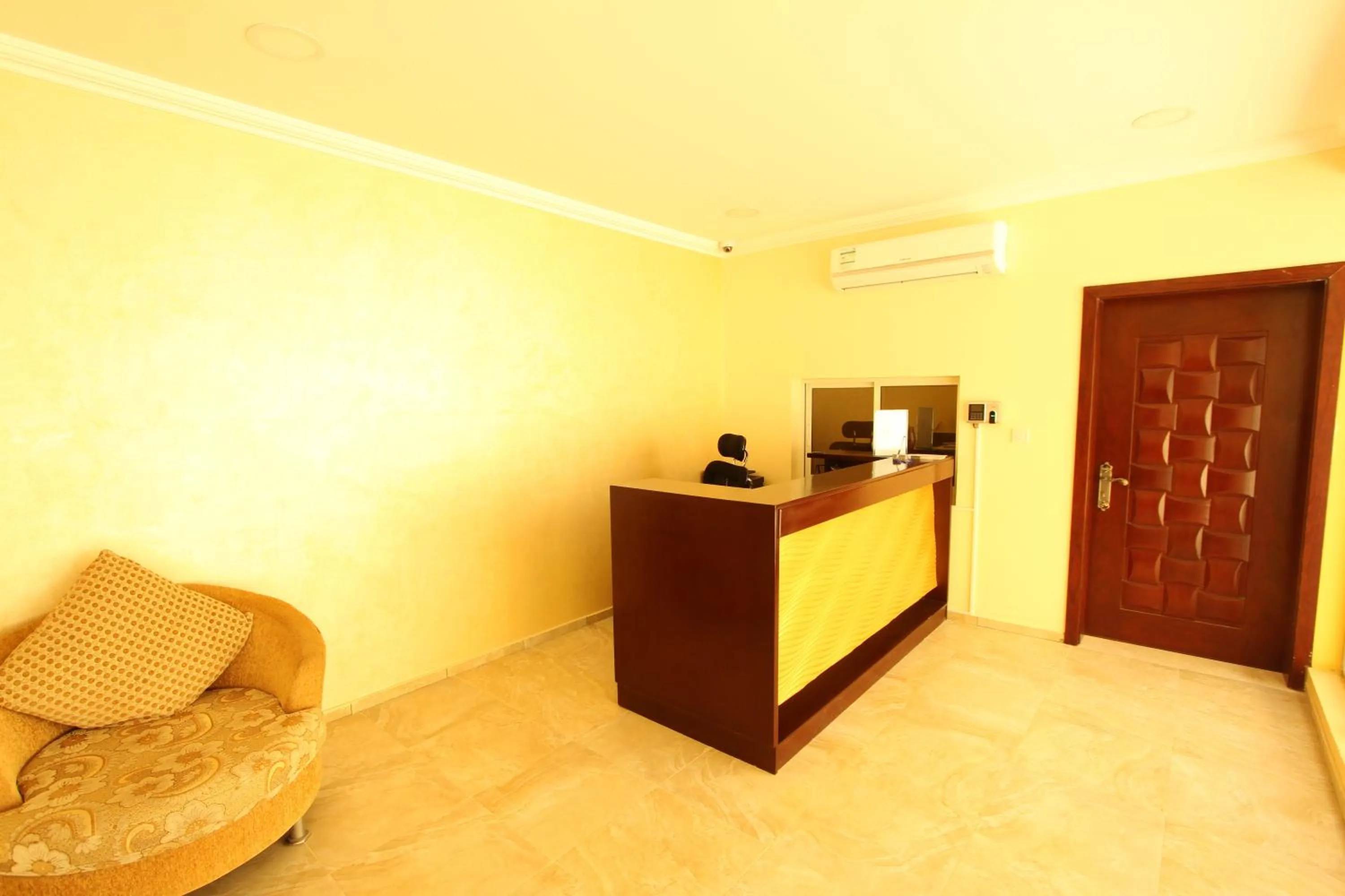 Lobby or reception in Al Maha Residence Rak