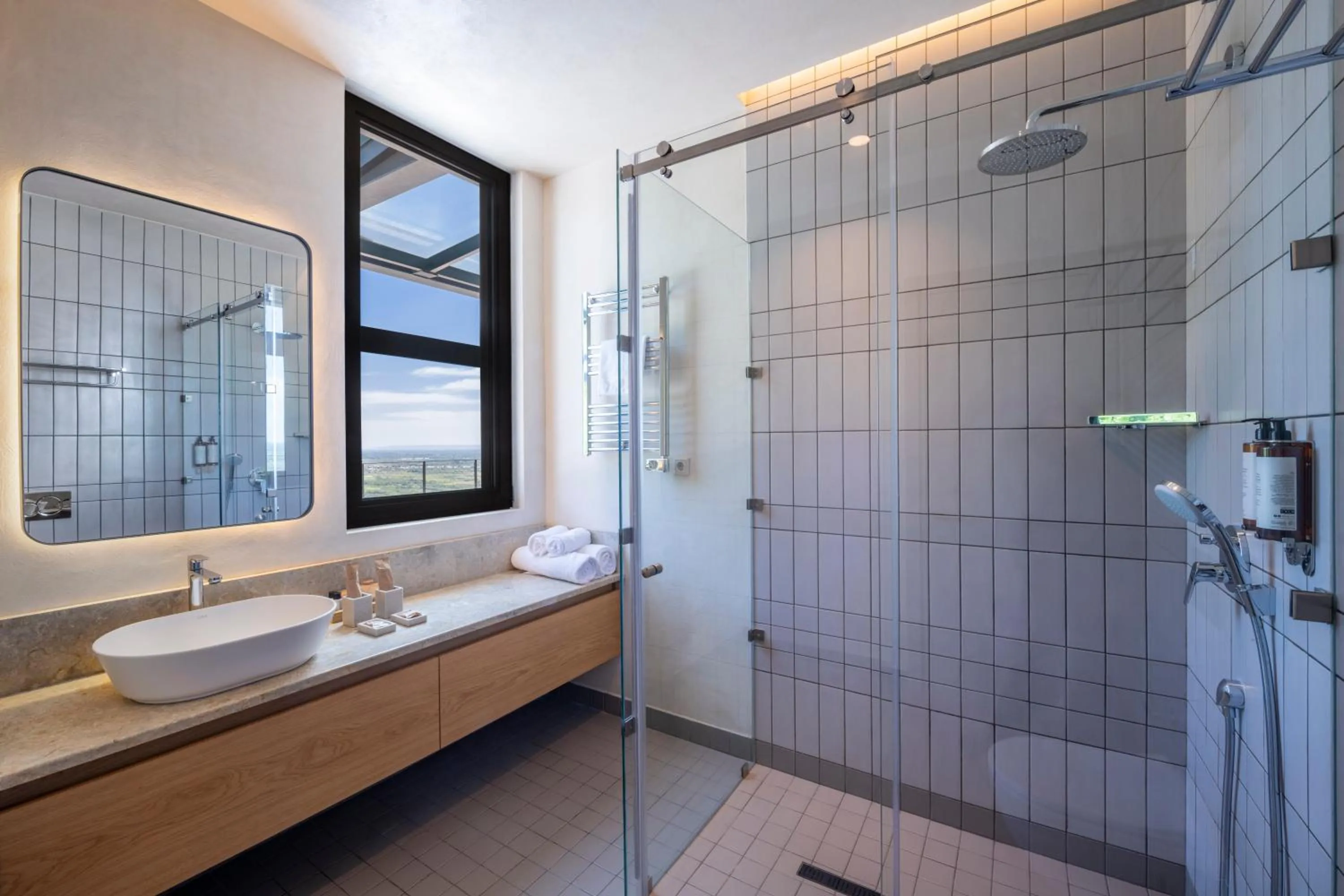 Toilet in Kvareli Lake Resort