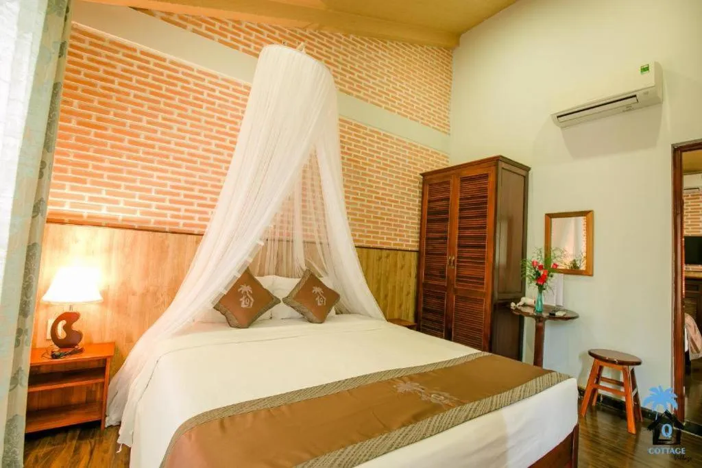 Bedroom, Bed in Cottage Village