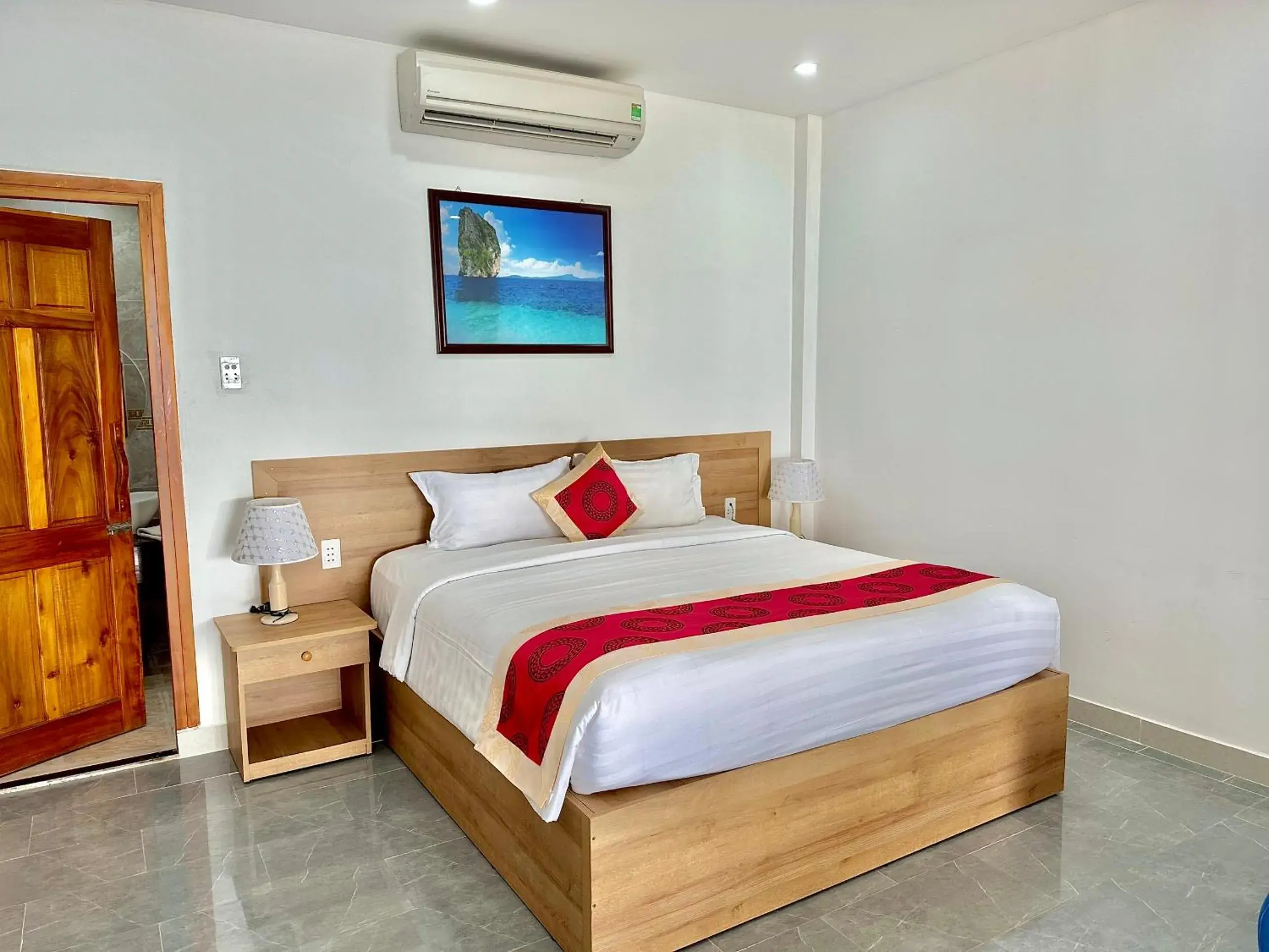 Bed in Orange Resort Bed in Orange Resort