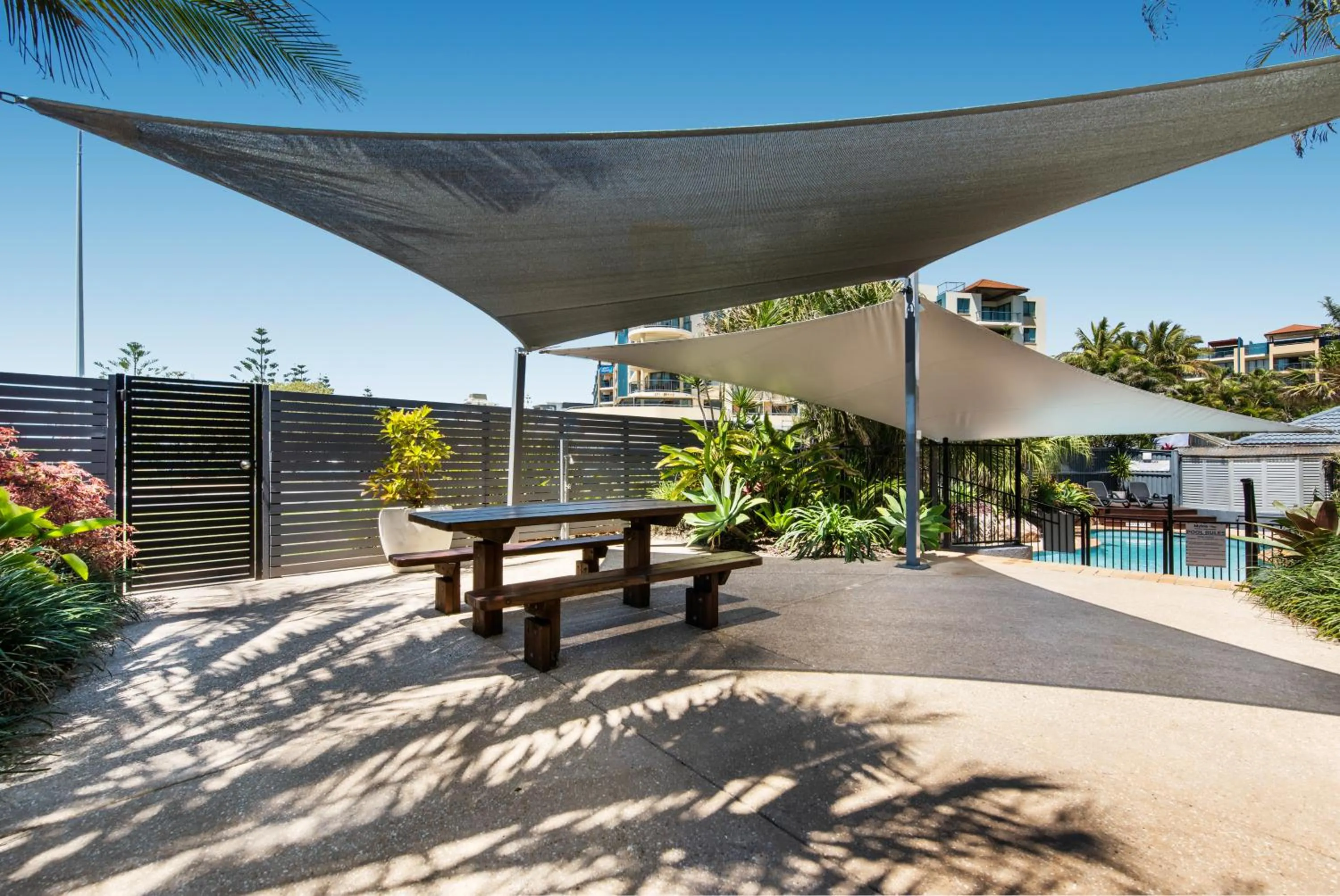 Area and facilities in Mylos Holiday Apartments