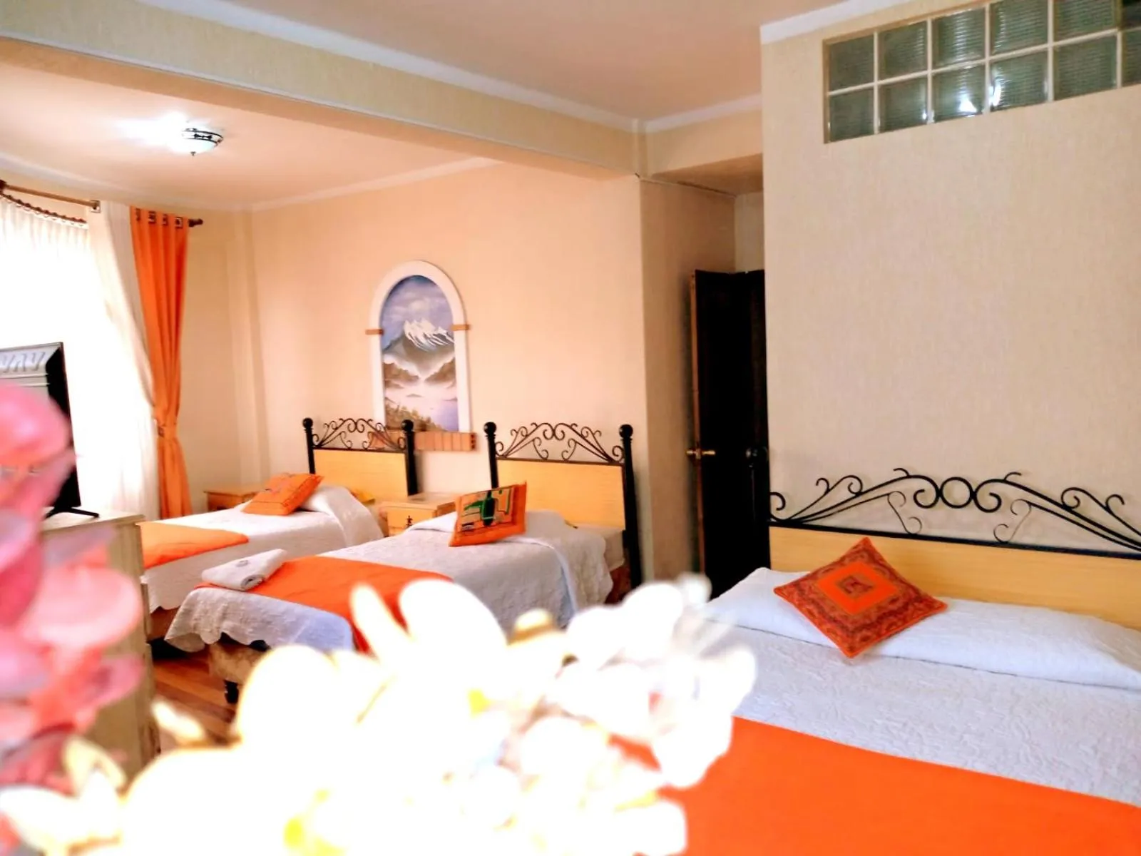 Photo of the whole room in Hotel Avenida