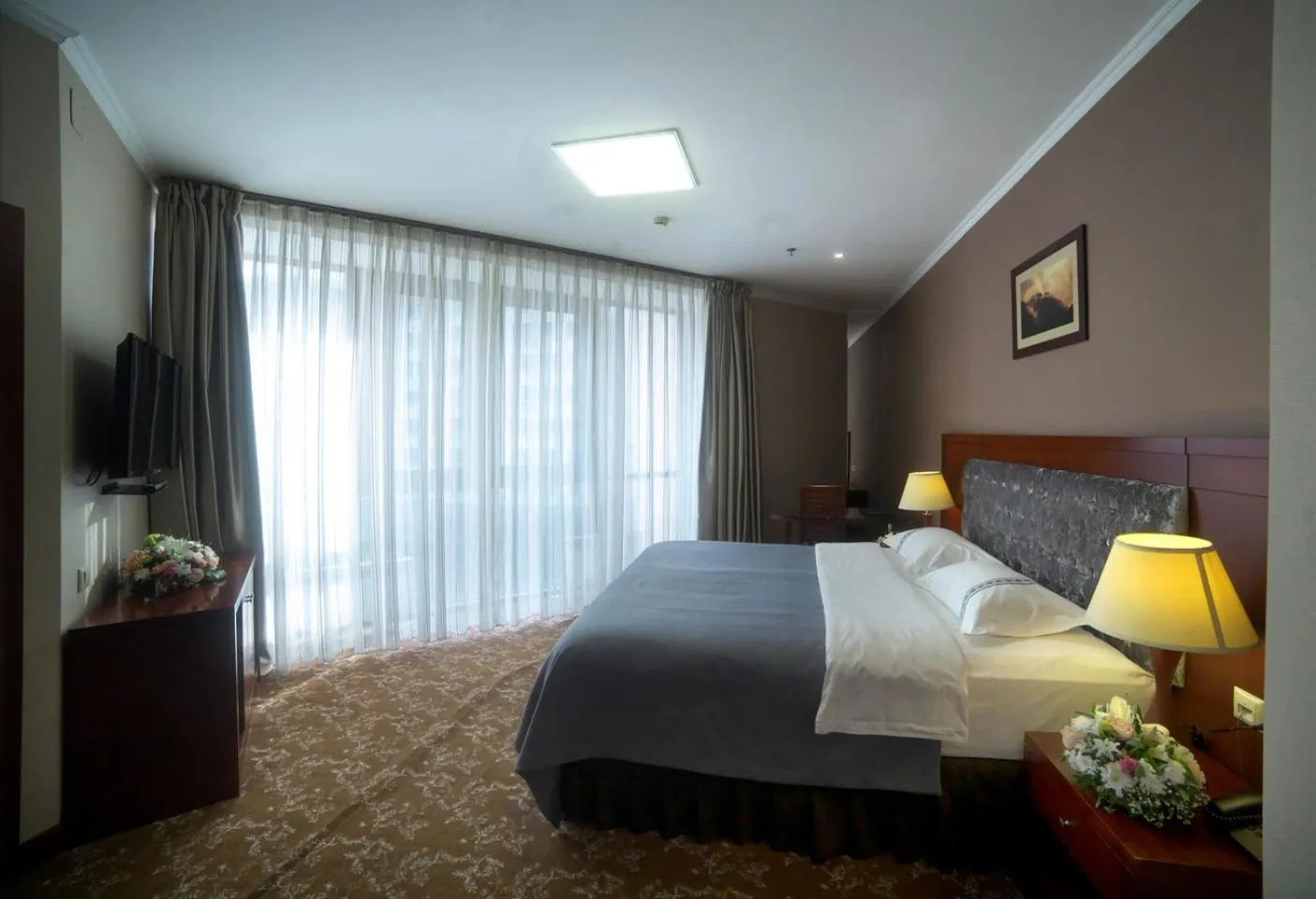 Bedroom, Bed in Grand Voyage Hotel