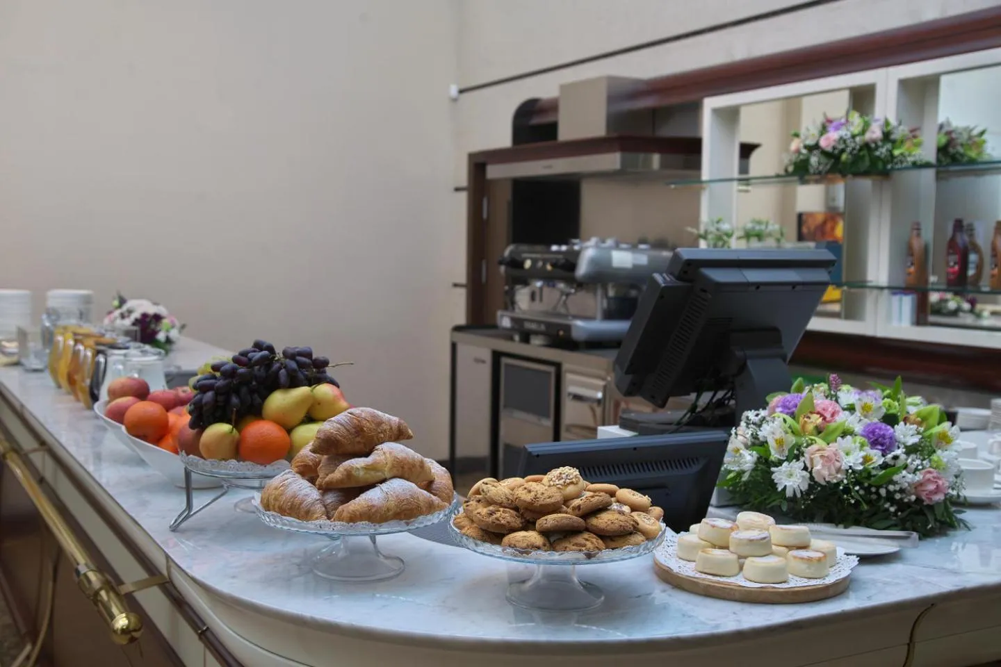 Food and drinks in Grand Voyage Hotel