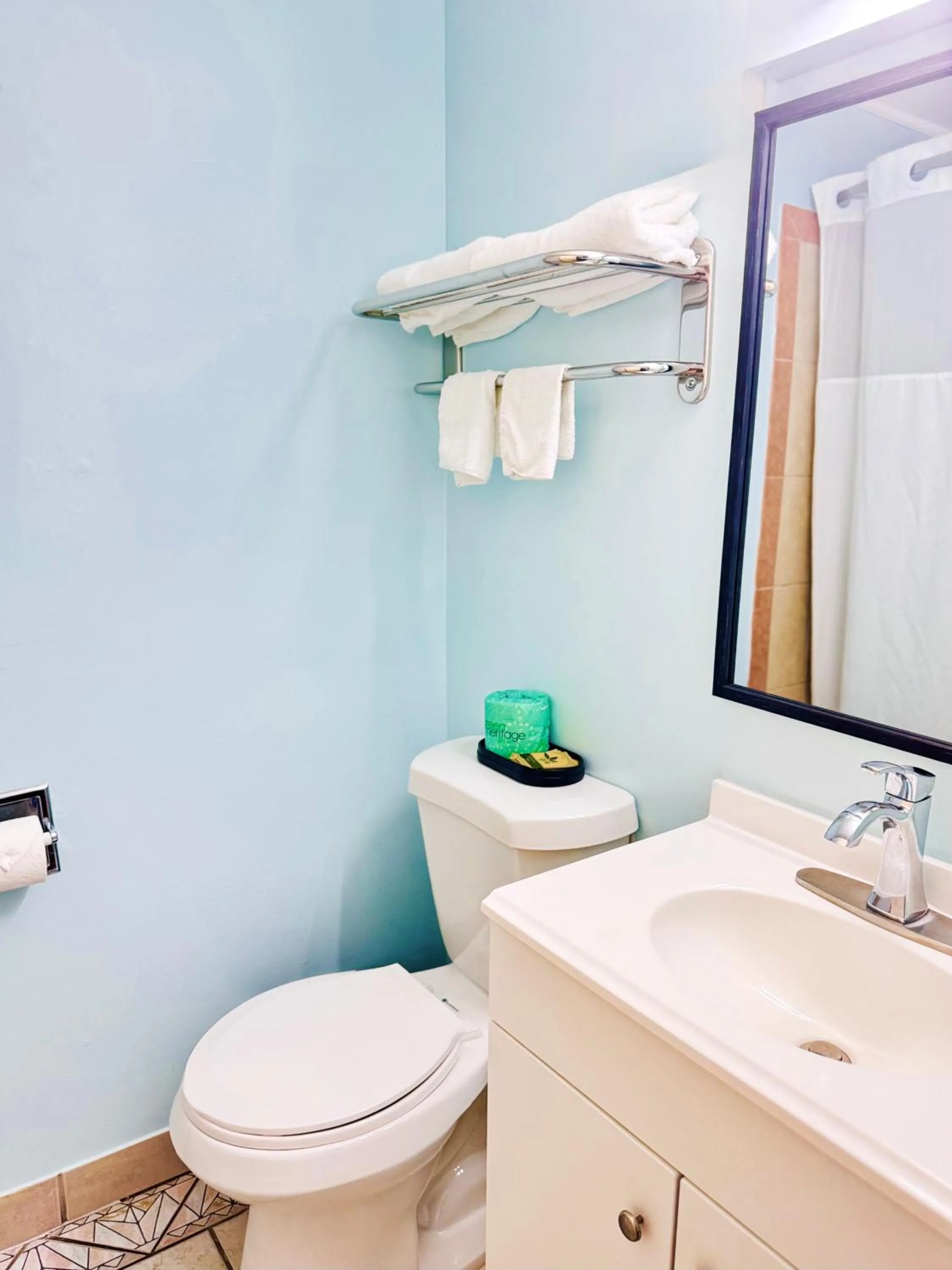 Bathroom in Relax Inn At Ashland