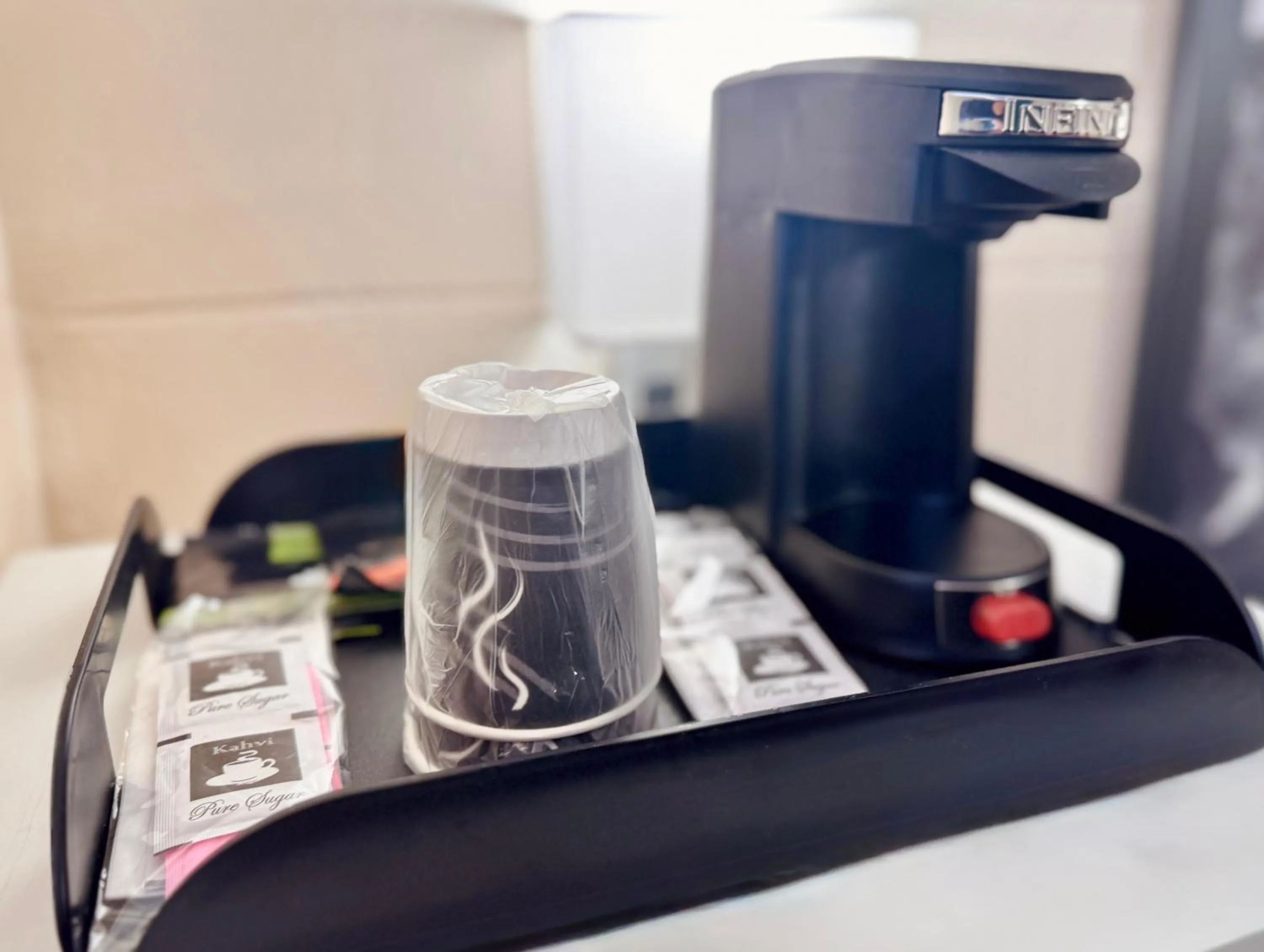 Coffee/tea facilities in Relax Inn At Ashland