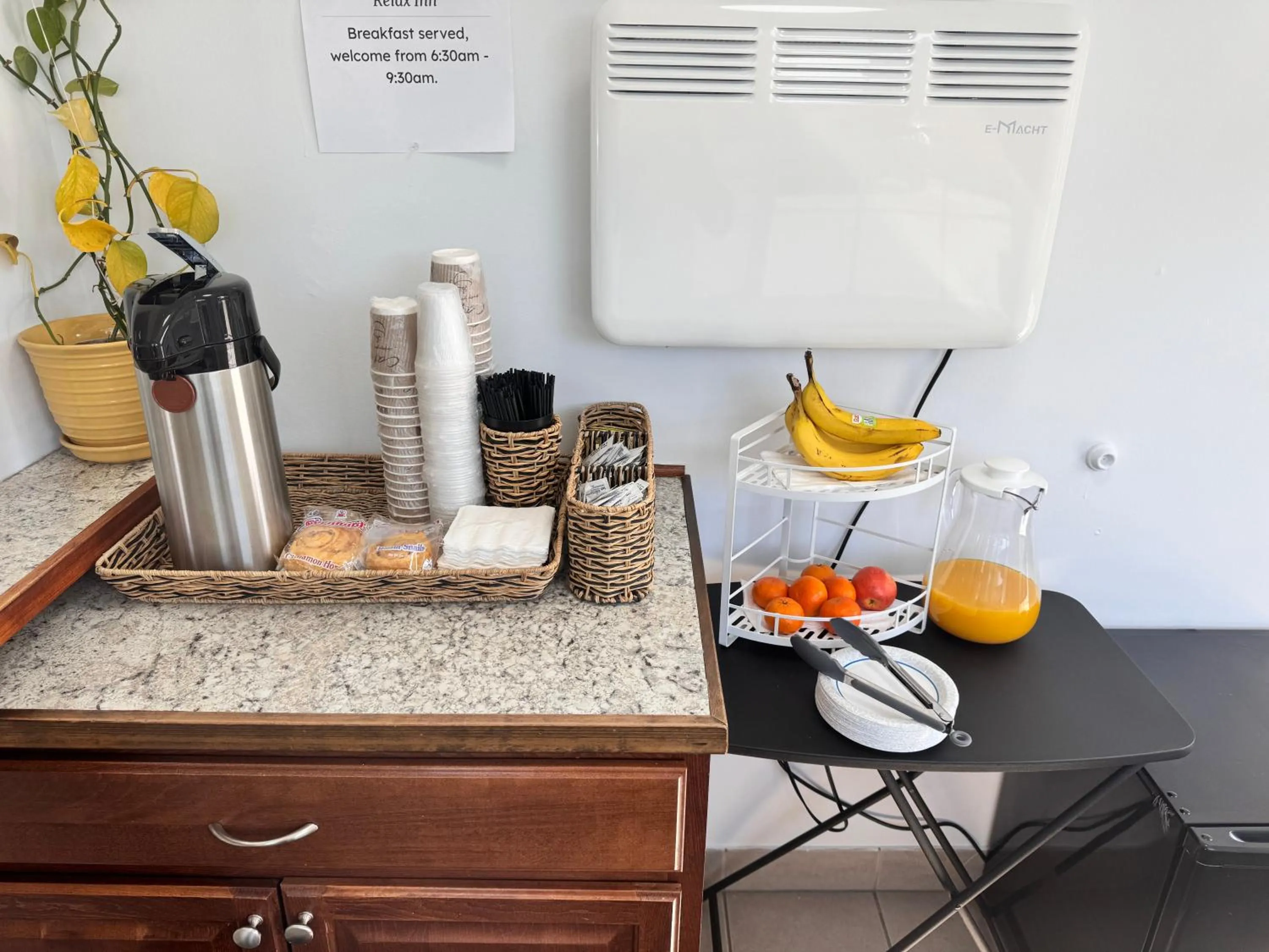 Breakfast in Relax Inn At Ashland