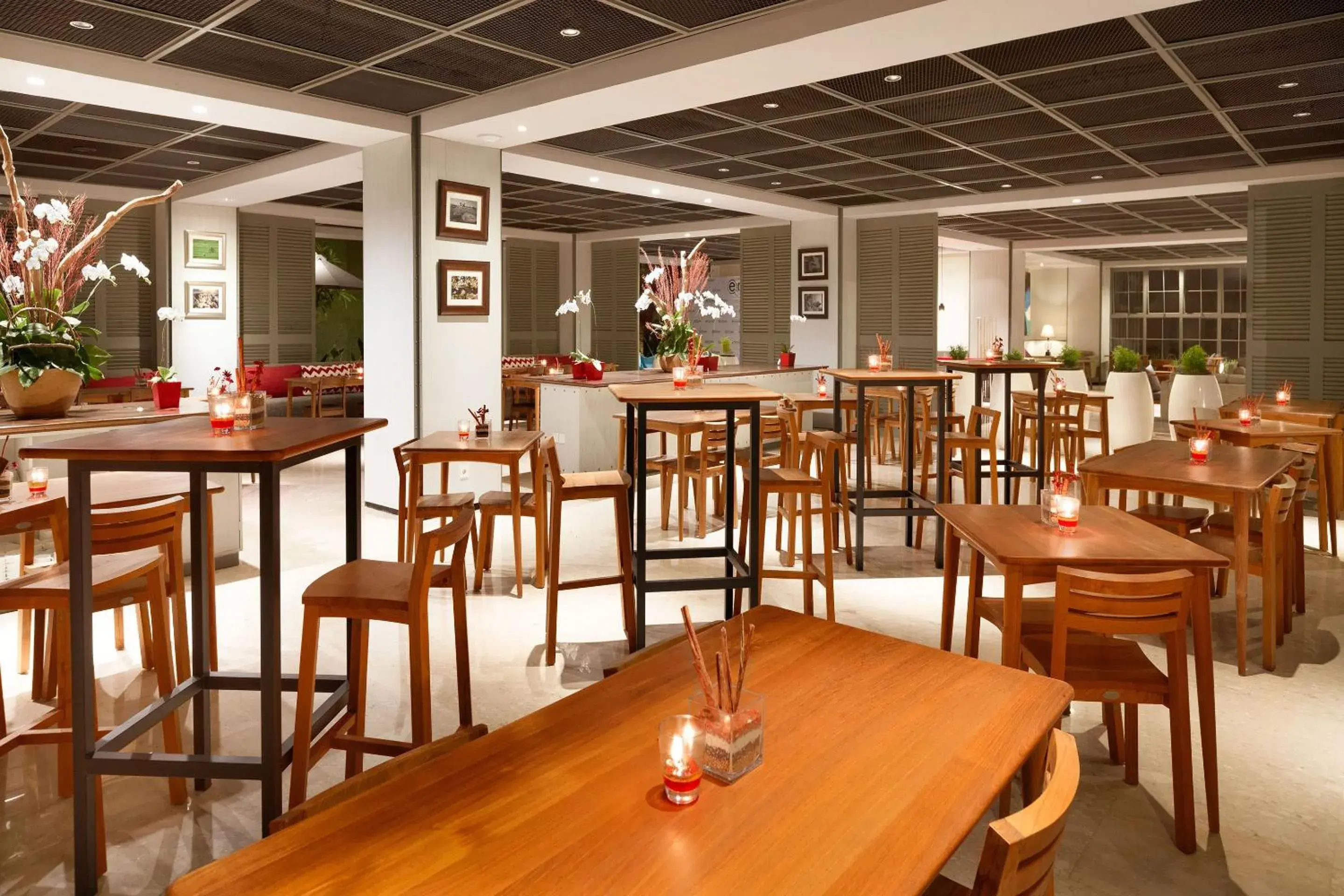 Restaurant/places to eat in Ramada Encore by Wyndham Bali Seminyak Restaurant/places to eat in Ramada Encore by Wyndham Bali Seminyak