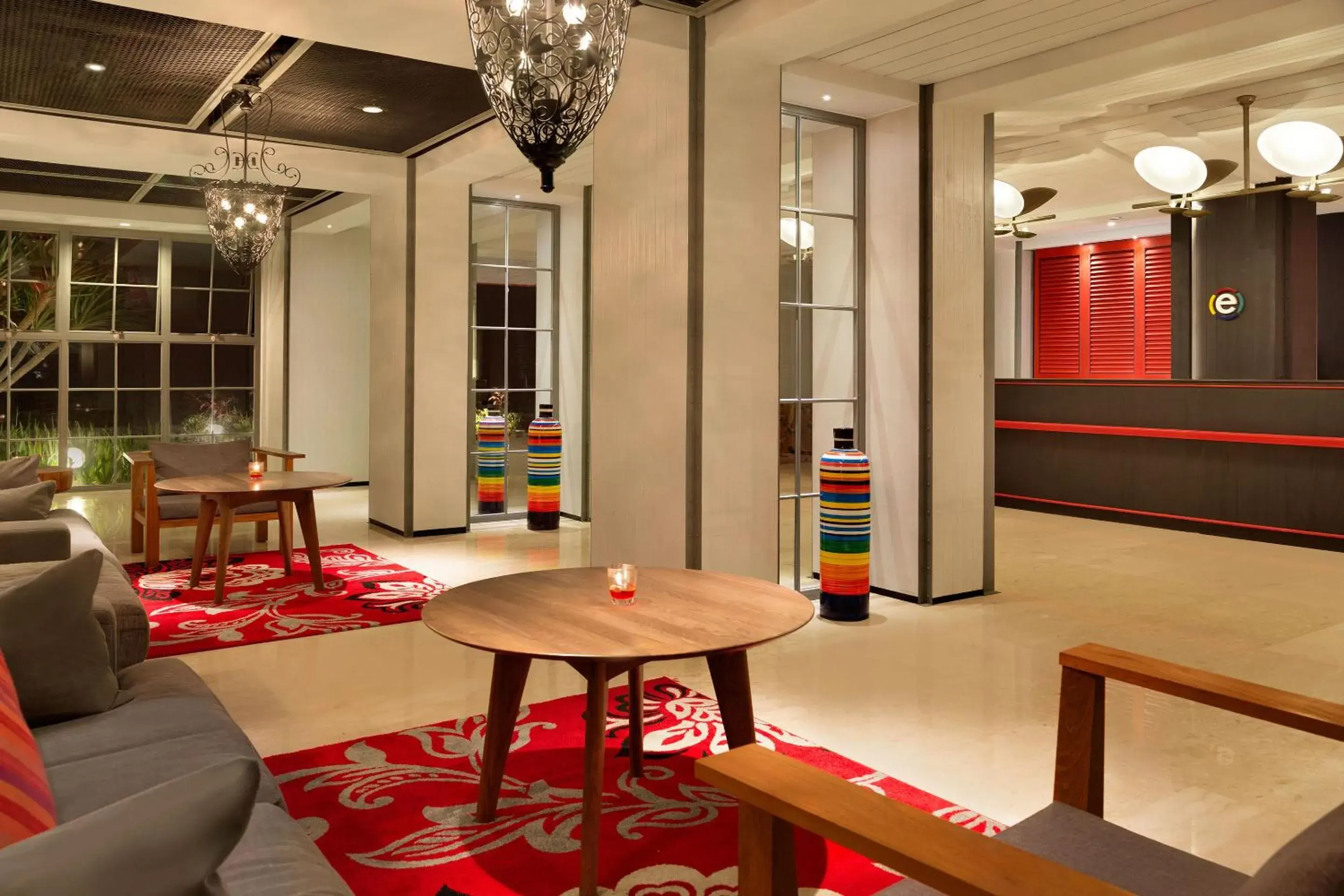 Lounge or bar in Ramada Encore by Wyndham Bali Seminyak Lounge or bar in Ramada Encore by Wyndham Bali Seminyak