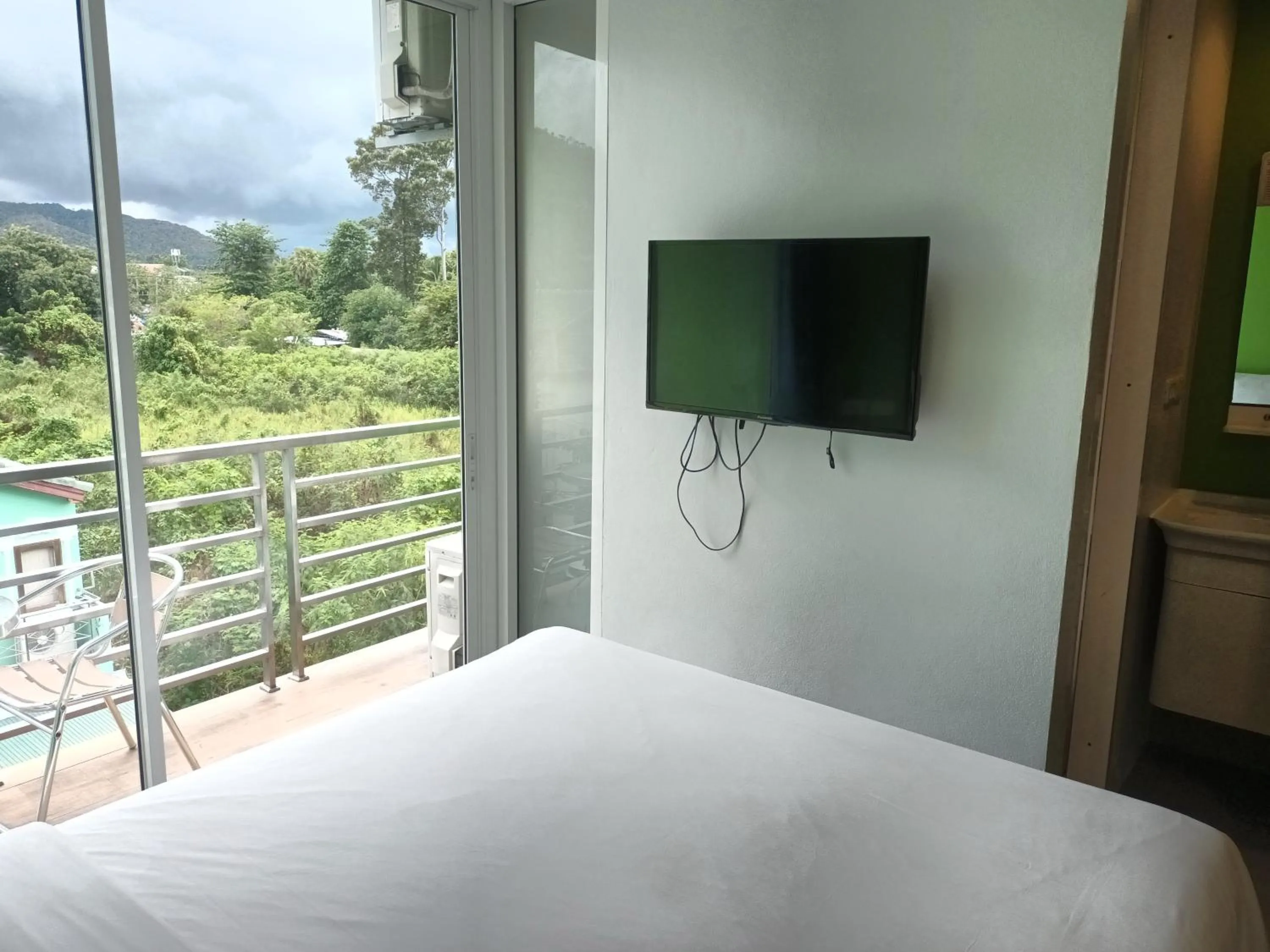 TV and multimedia, Bed in Cheeky Monkey's Samui